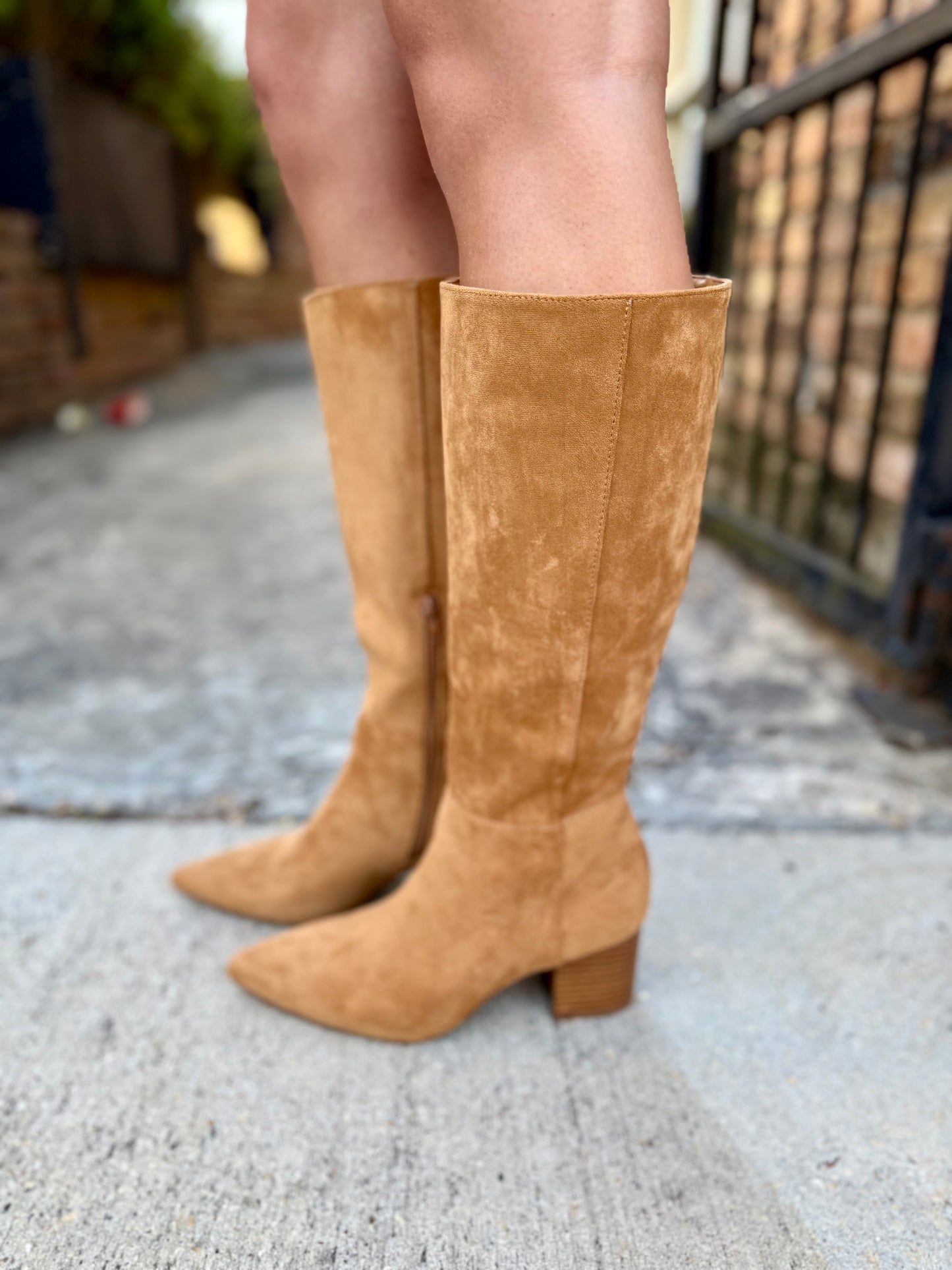 Fern Suede Boots- Tan