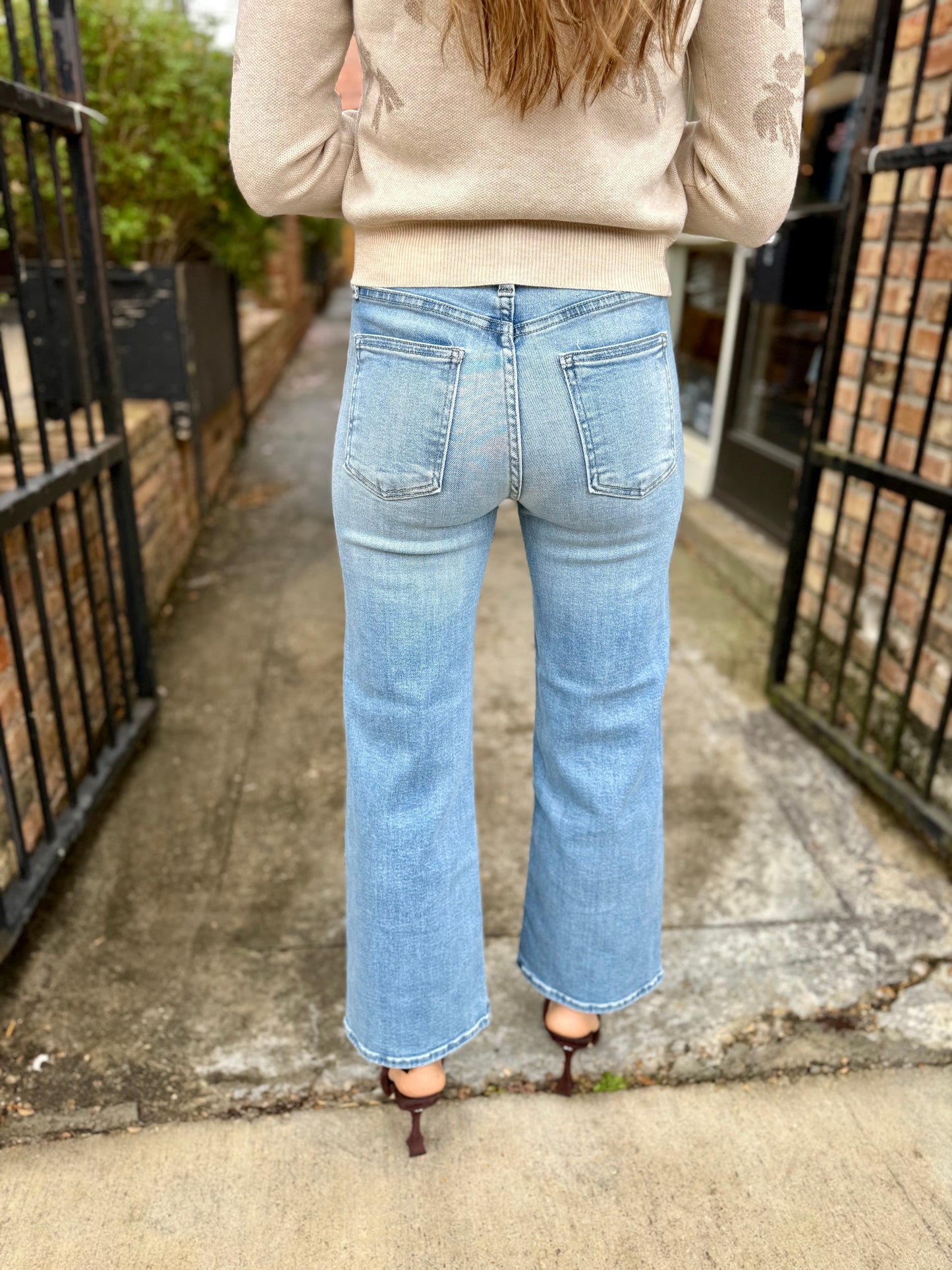 Piper HR Slim Wide Leg- Med Denium