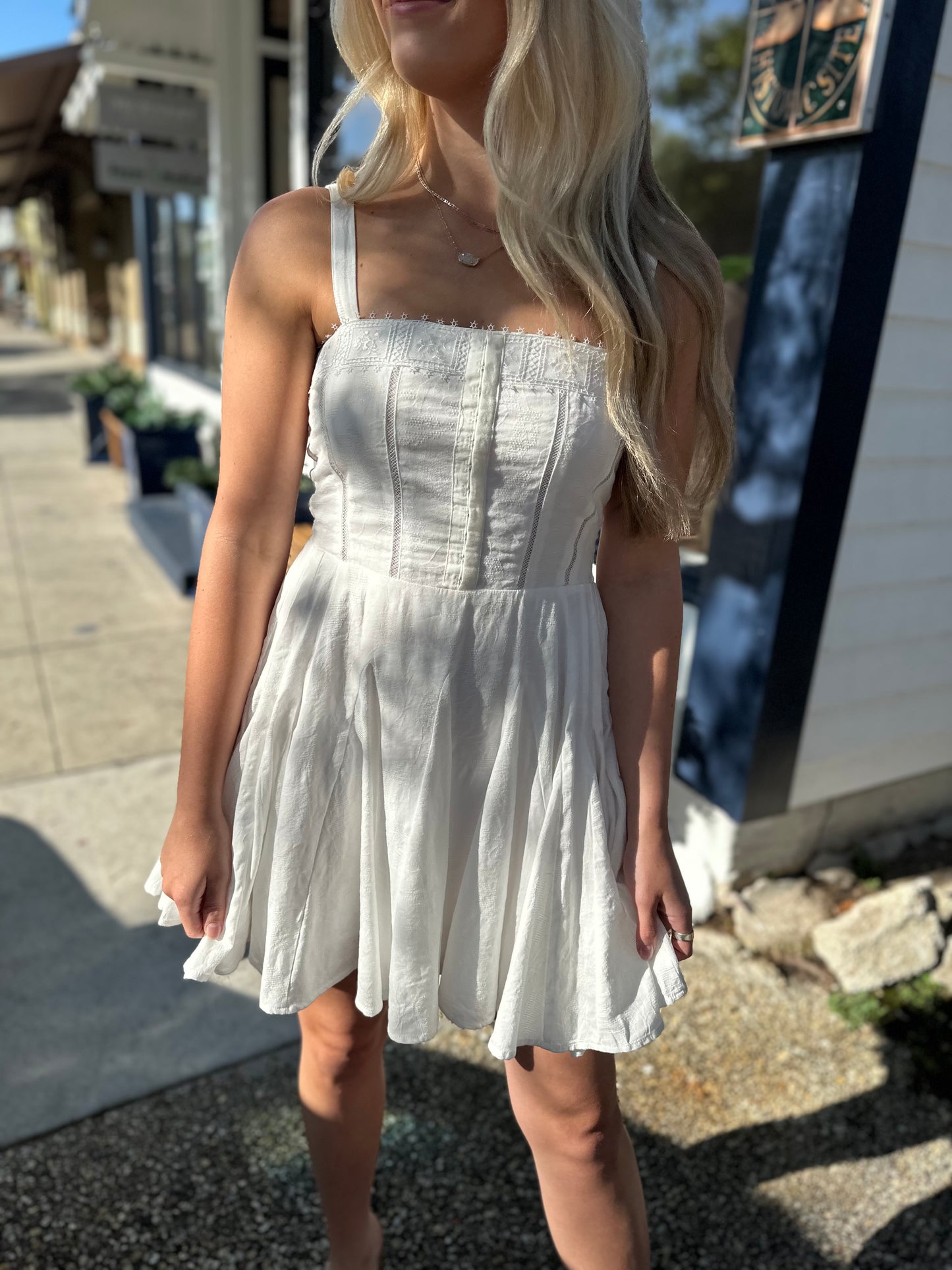 Igna Dress- White