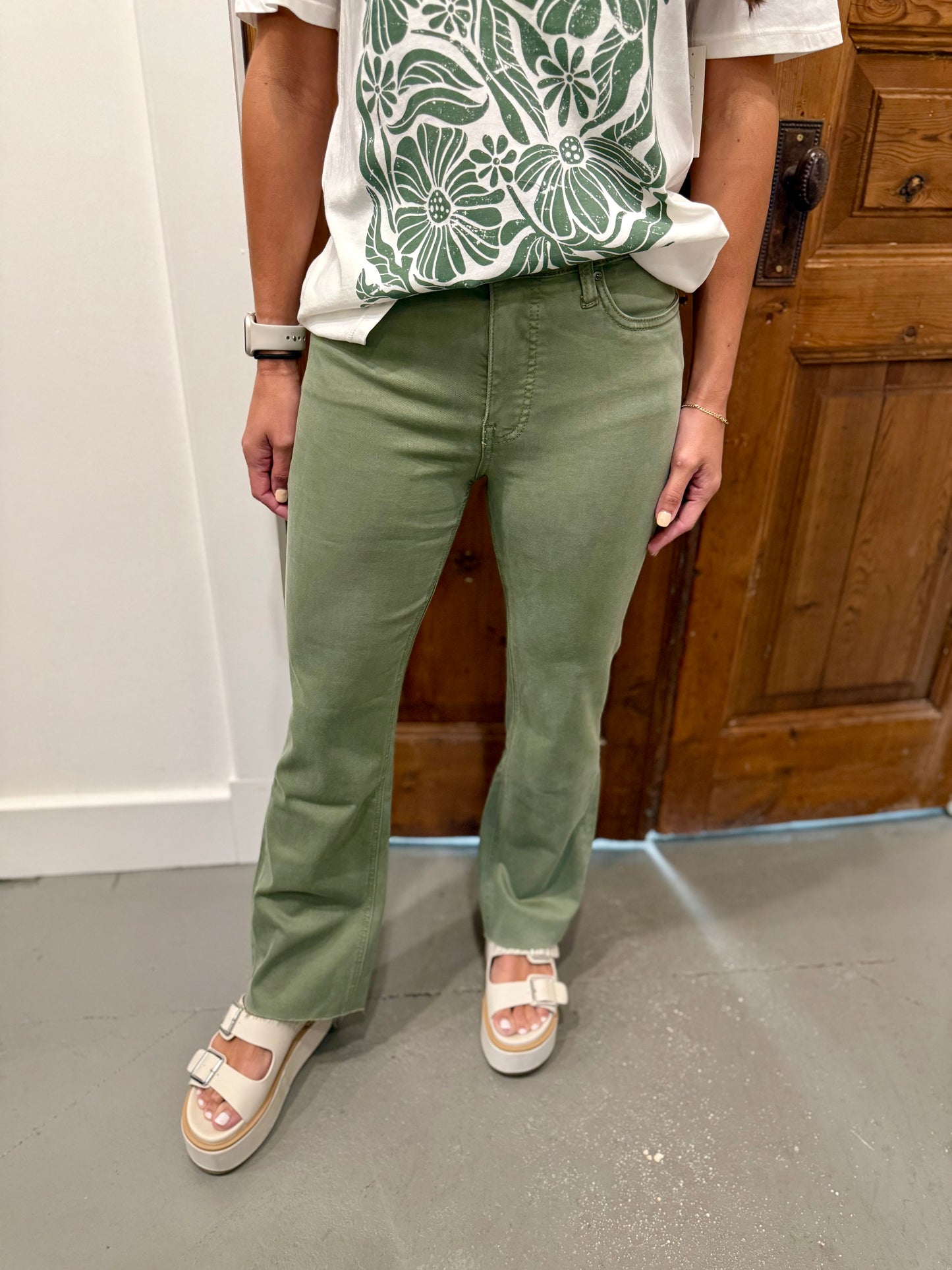 Kelsey (Sage) HR Ankle Flare