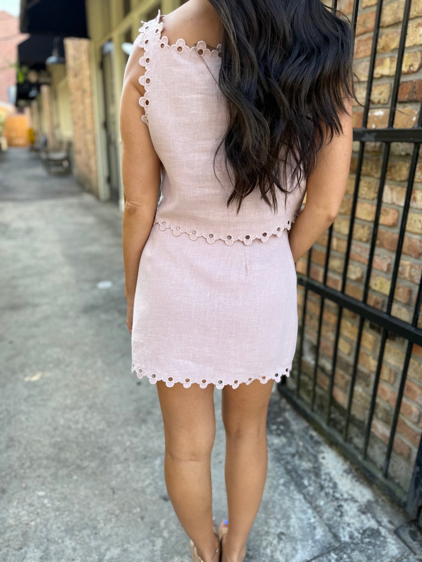 Gabrielle Linen Scalloped 2 PC Set- Mauve