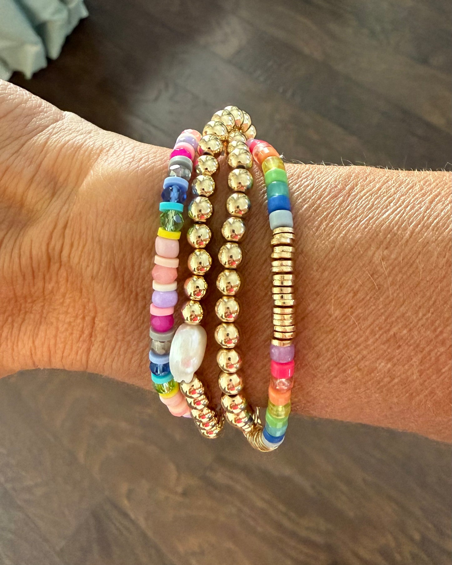 4 Row Pearl Bead Bracelet- Pink