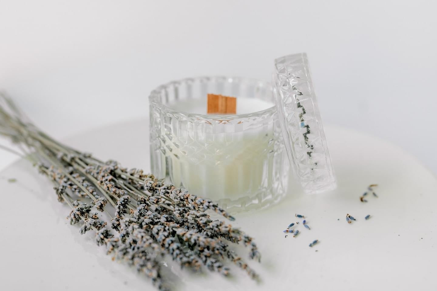 Aroma Avenue Candle- Midnight Lavender