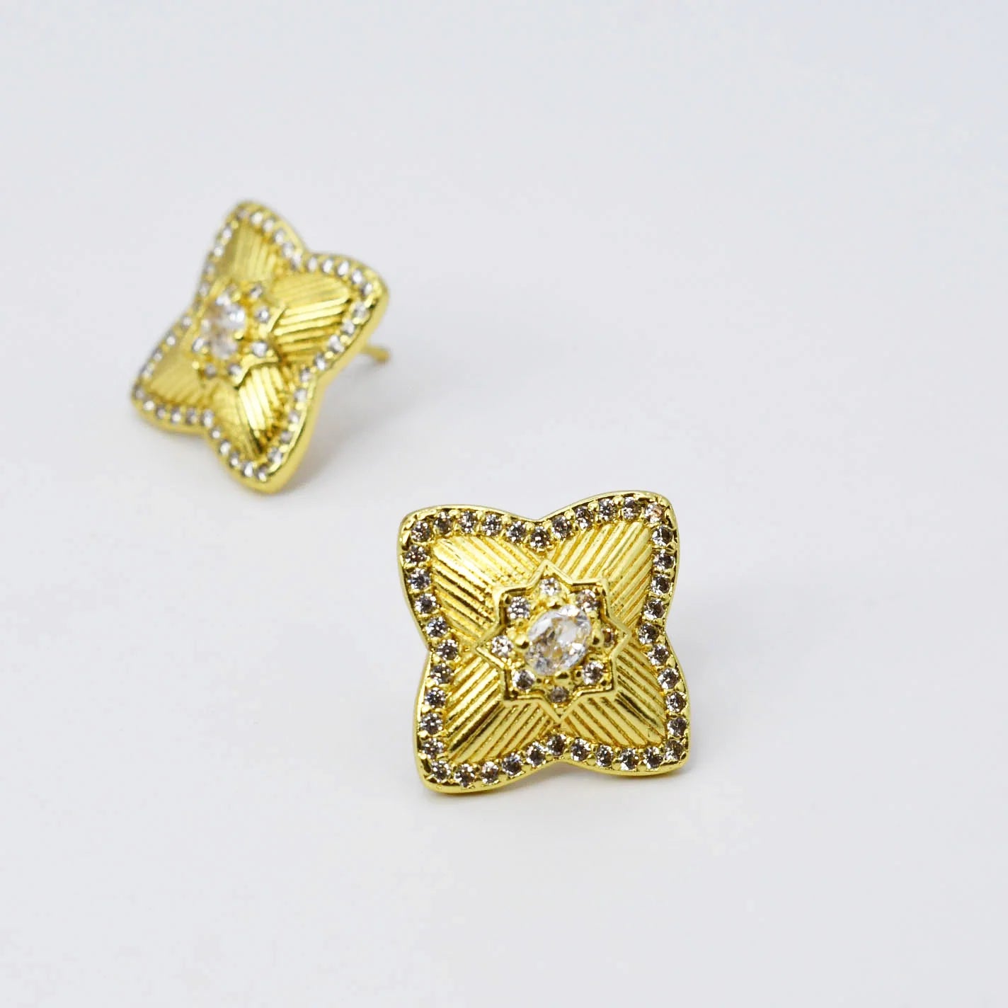 Touch of Spark Studs