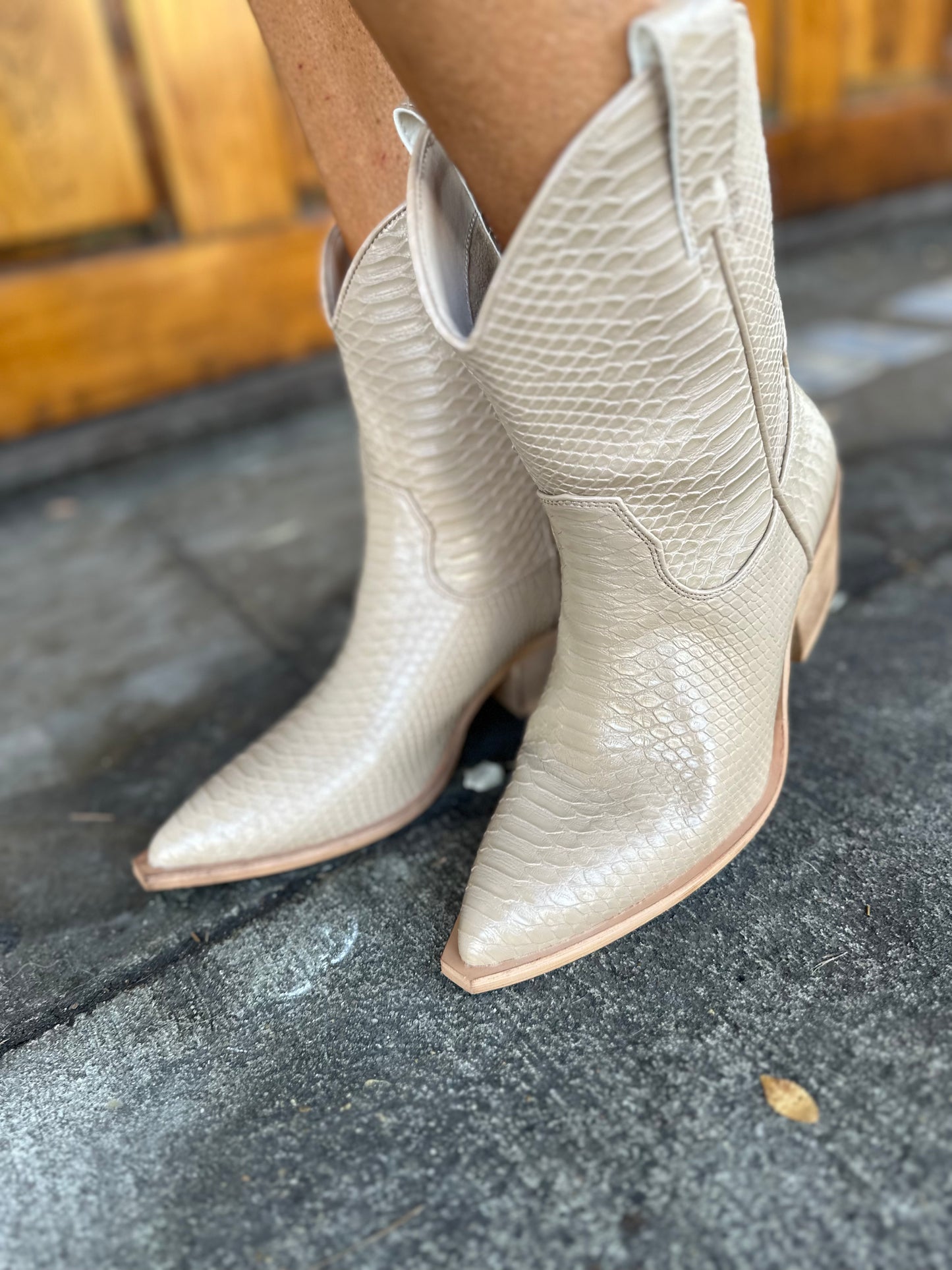 Karlie Ankle Boots- Taupe