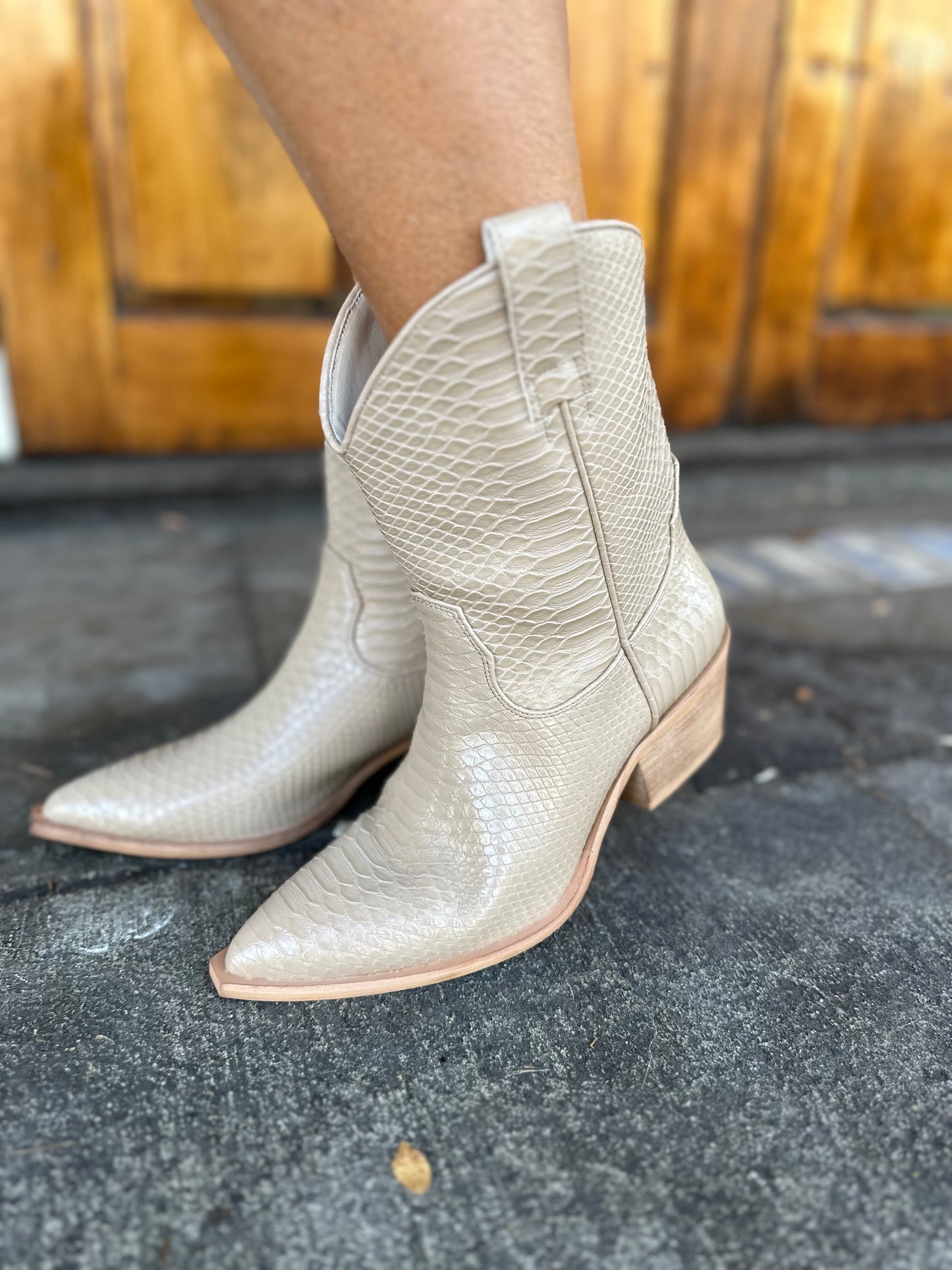 Karlie Ankle Boots- Taupe