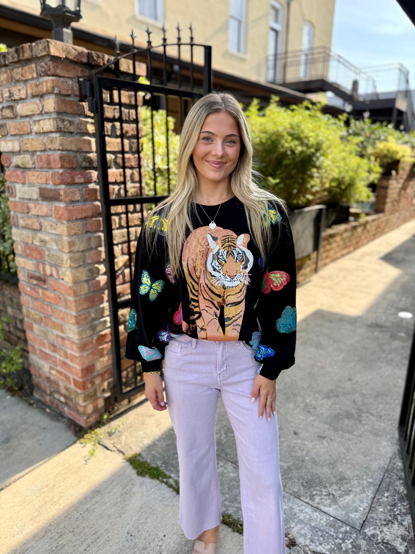 Queen Butterfly Tiger Sweatshirt