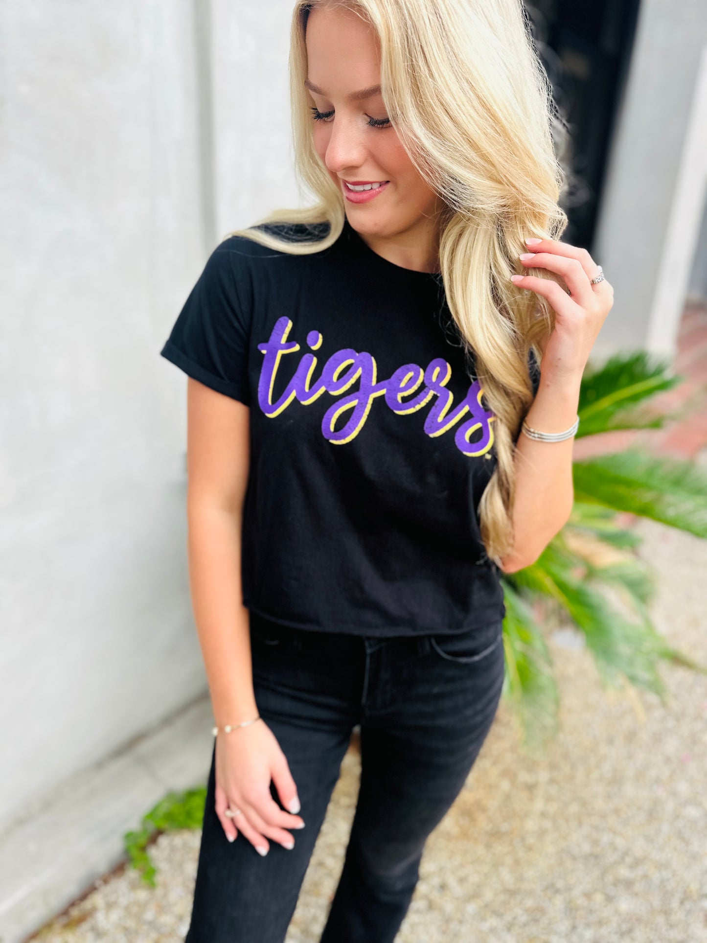 Tigers Vintage Crop Tee- Black