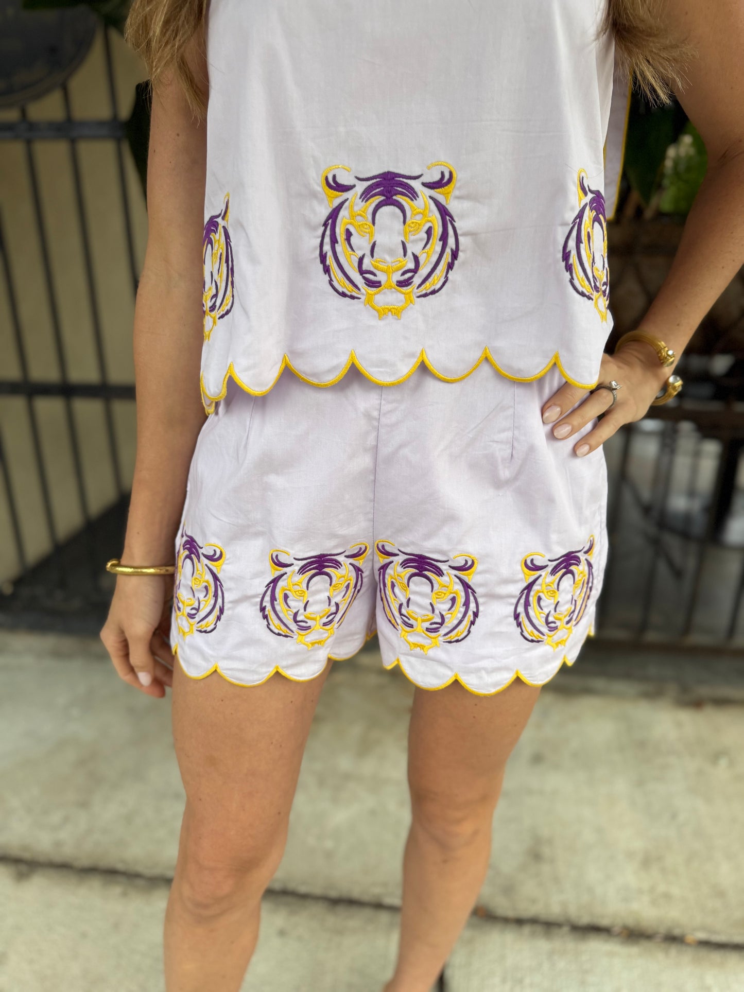 Tiger Embroidered Set- Lav/Yellow