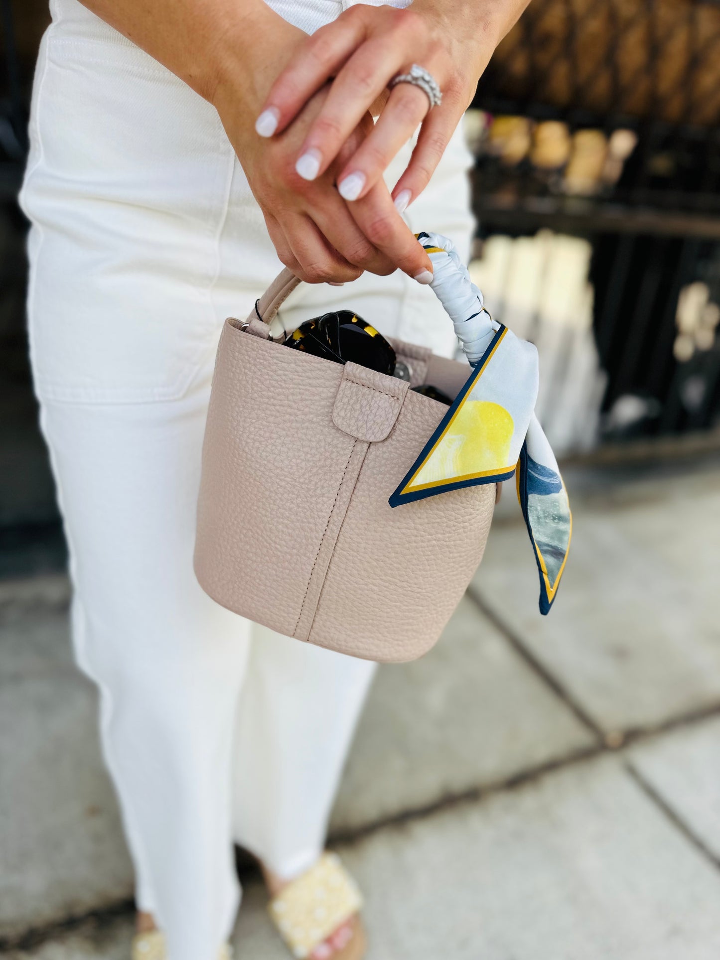 Shelley Crossbody Bag- Beige