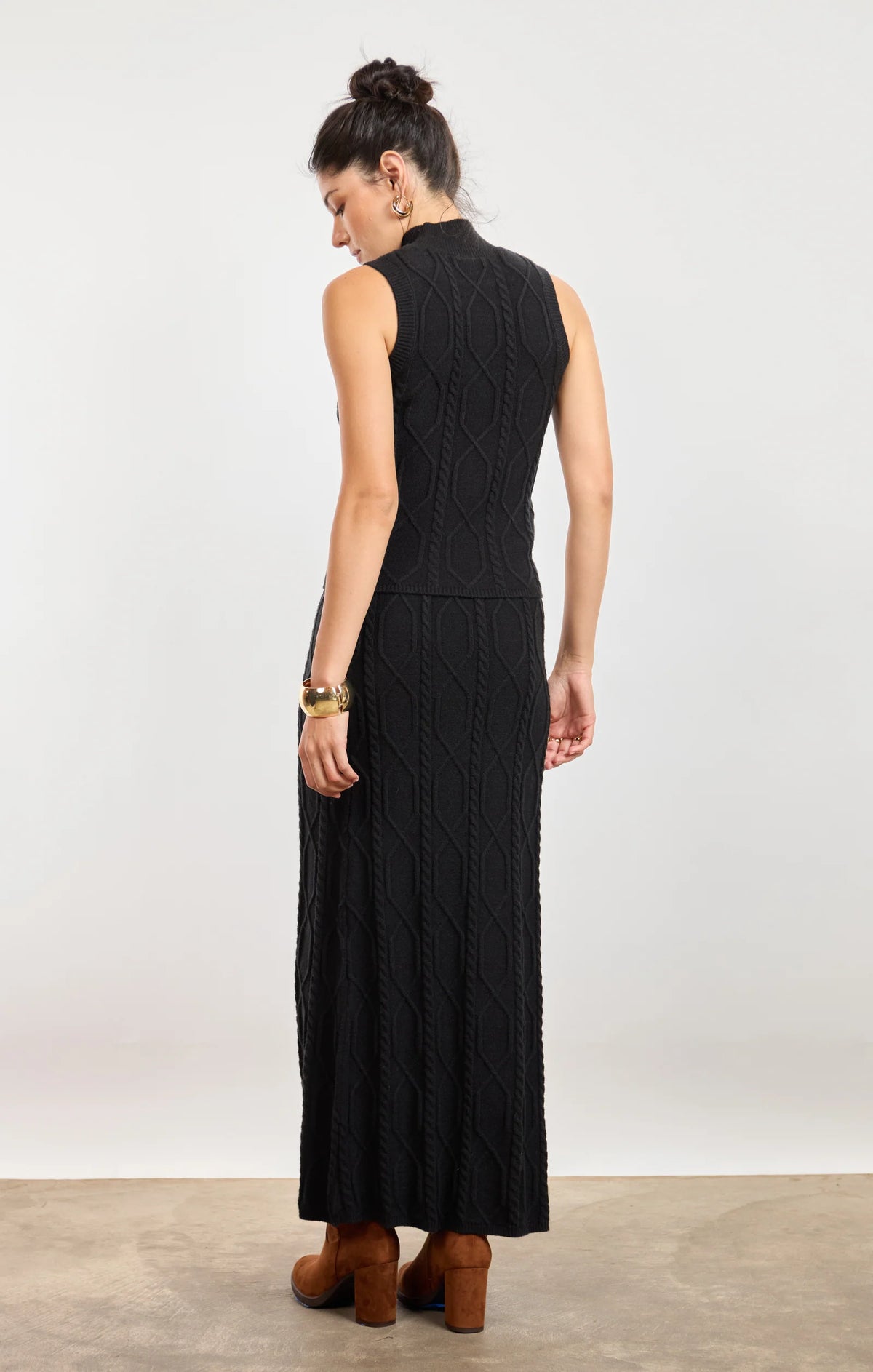 Tabitha Sweater Tank- Black