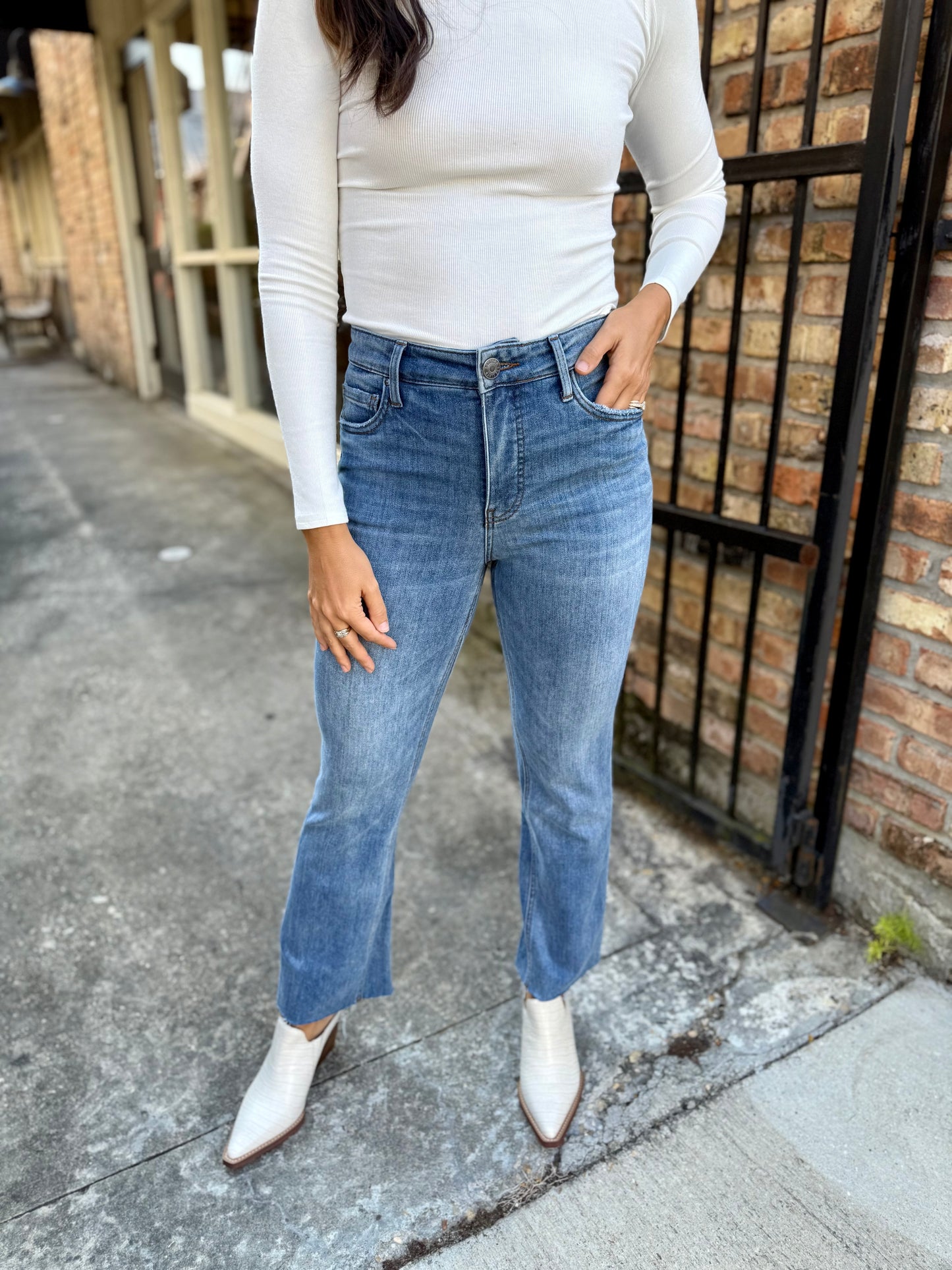 Kelsey (Acceptance) HR Ankle Flare- Lt Base