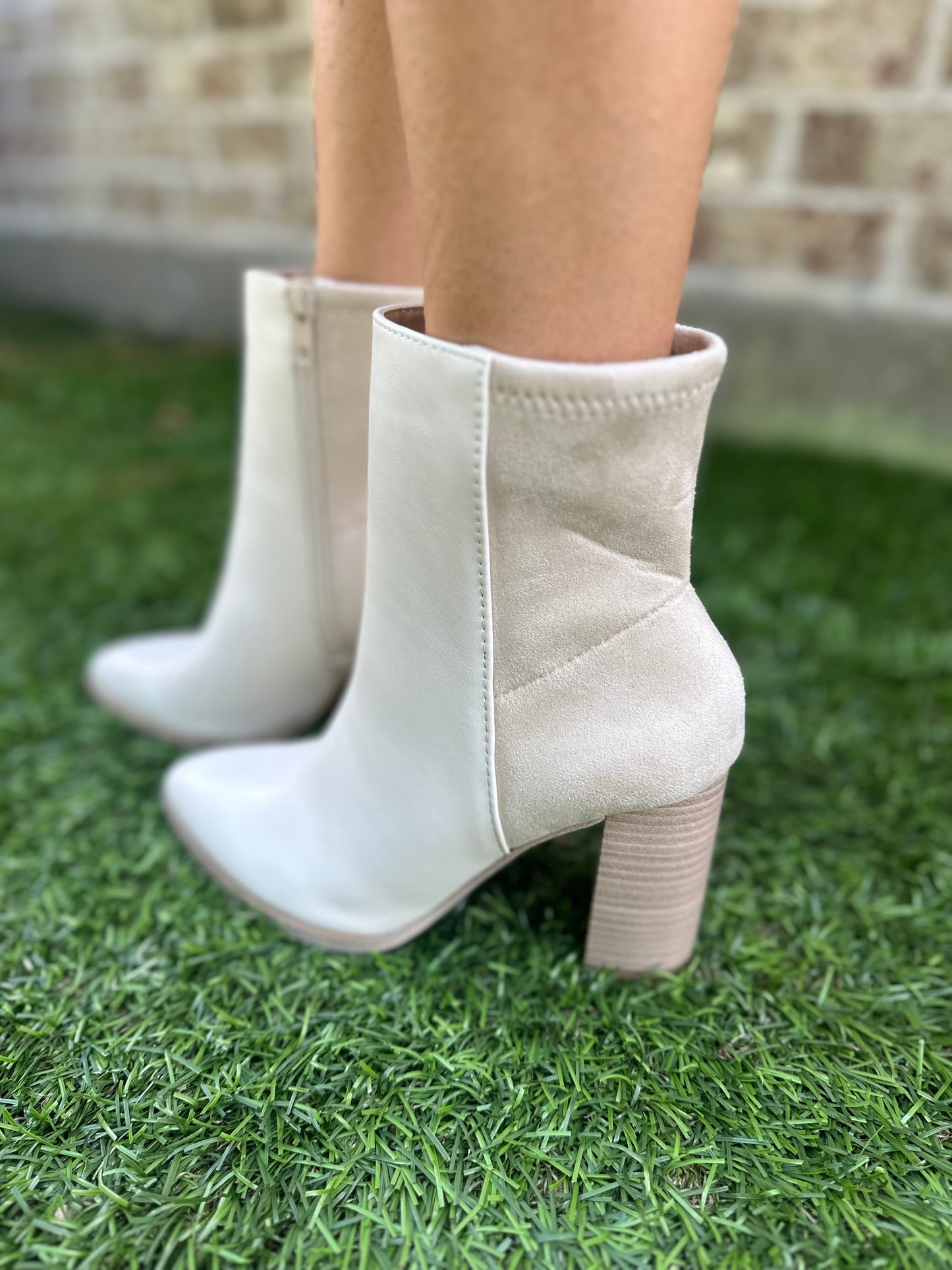 Mover Booties- Ivory & Suede