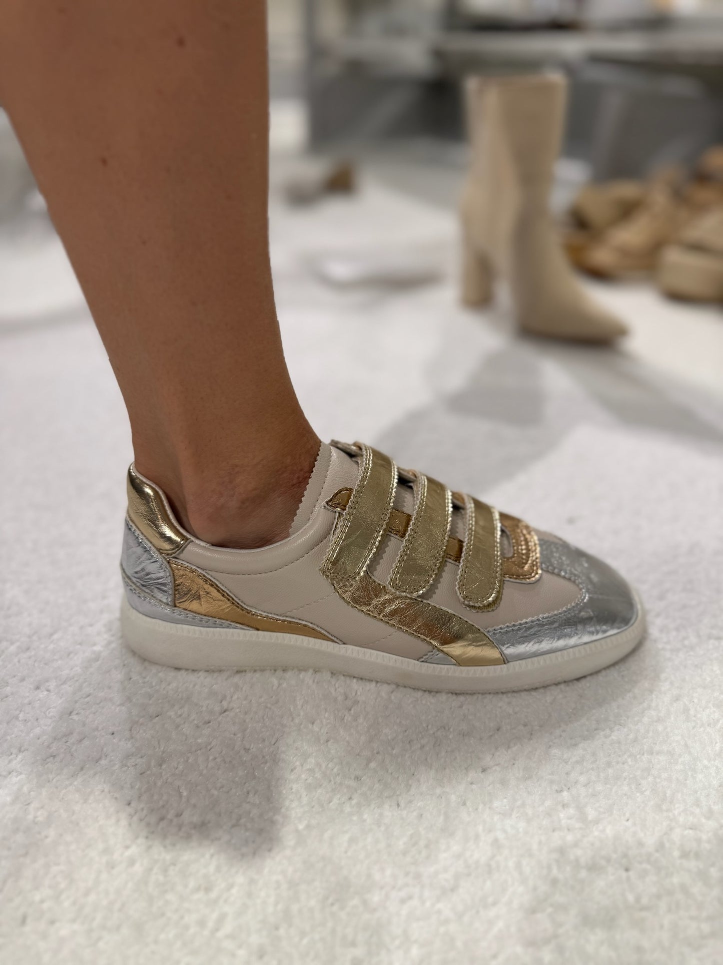 Lizzie Metallic Sneaker