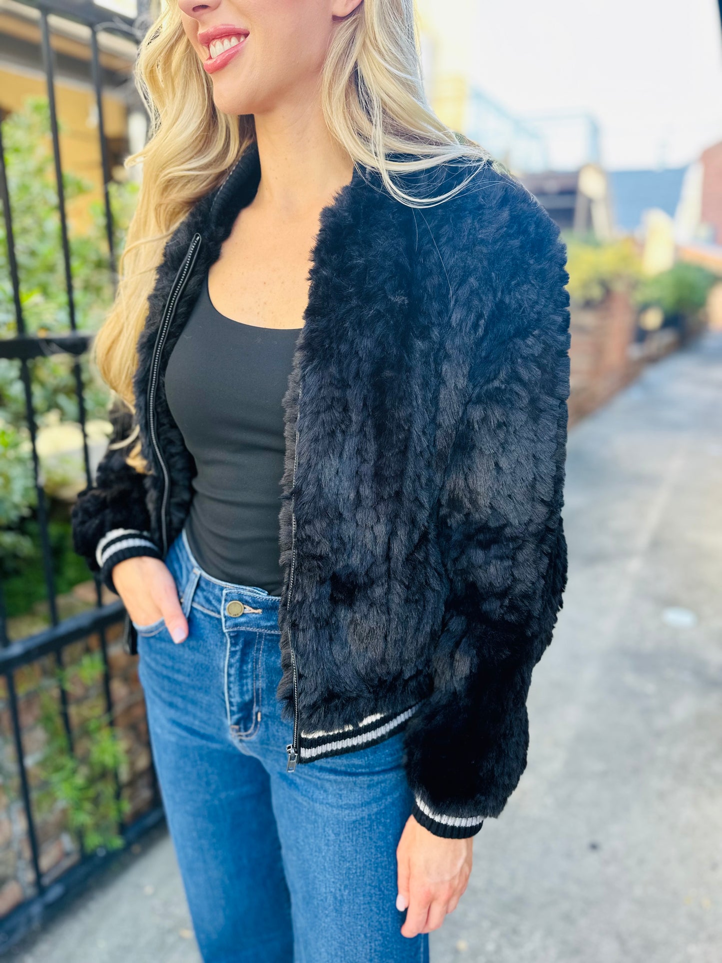 Dallas Faux Fur Jacket- Black