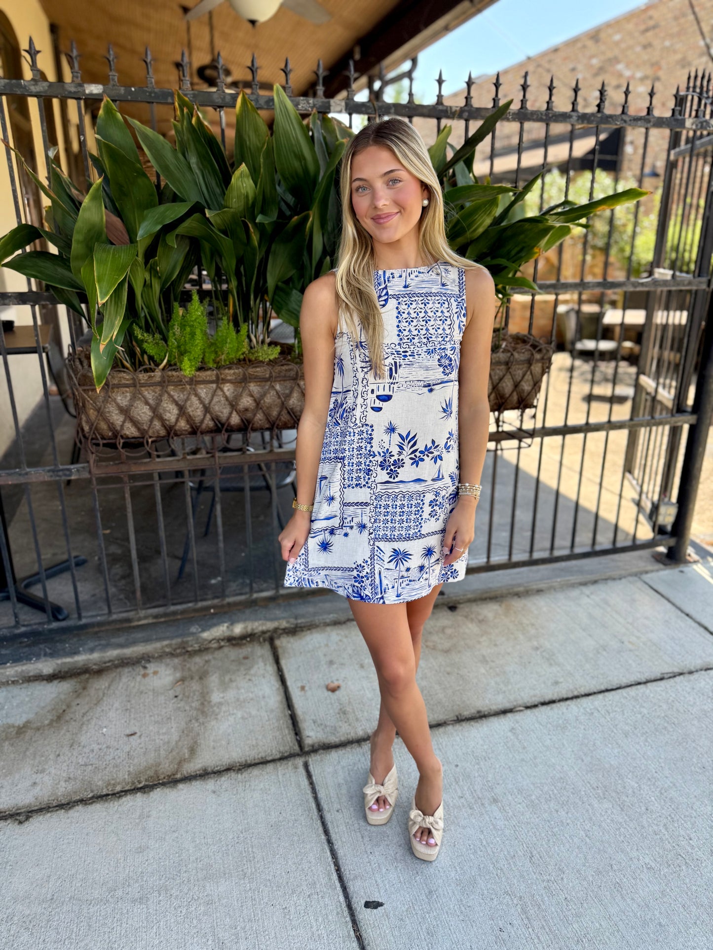 Vintage Palm Boat Neck Plain Mini Dress