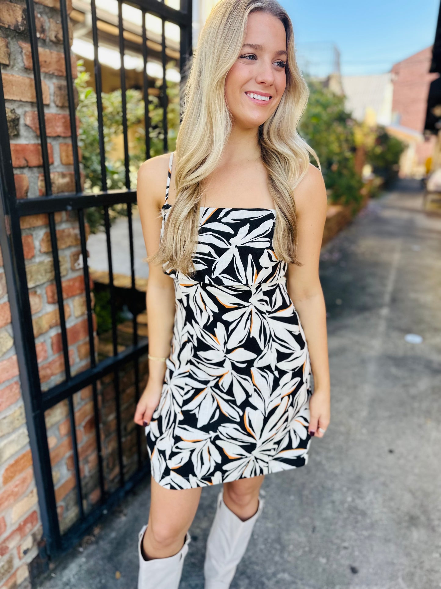 Genevieve Mini Dress- Black/Ivory