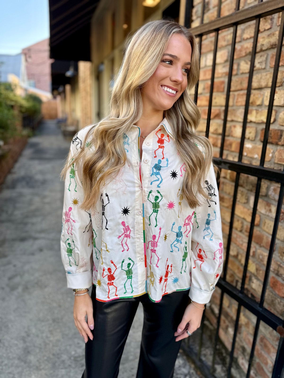 Queen Skeleton Button Up Top