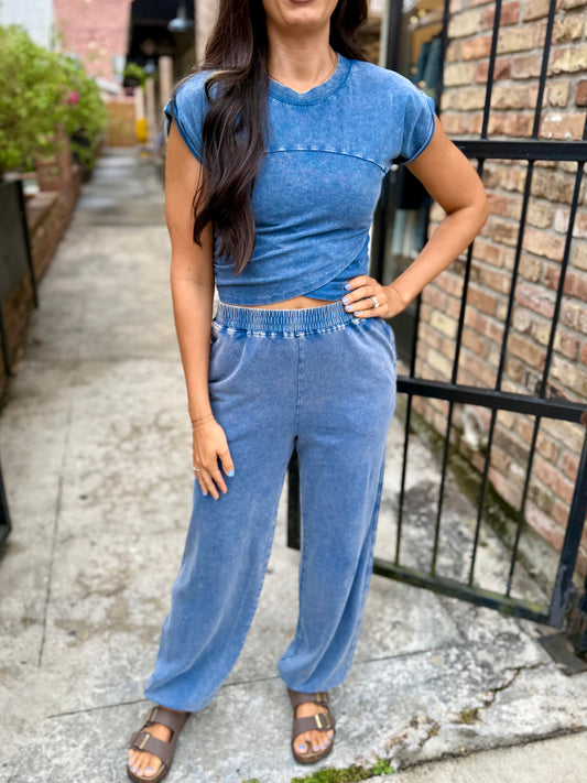 Move Mineral 2 PC Crop Top And Jogger Set- Navy