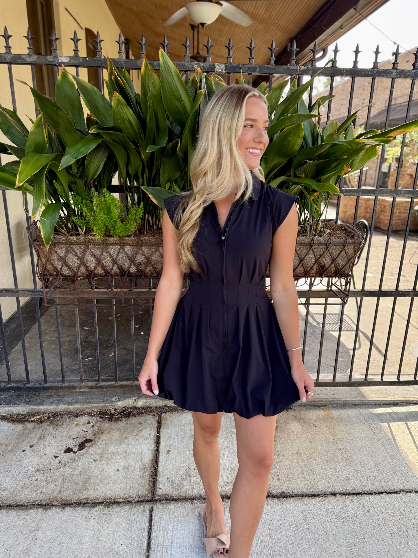 Dyanne Dress- Black