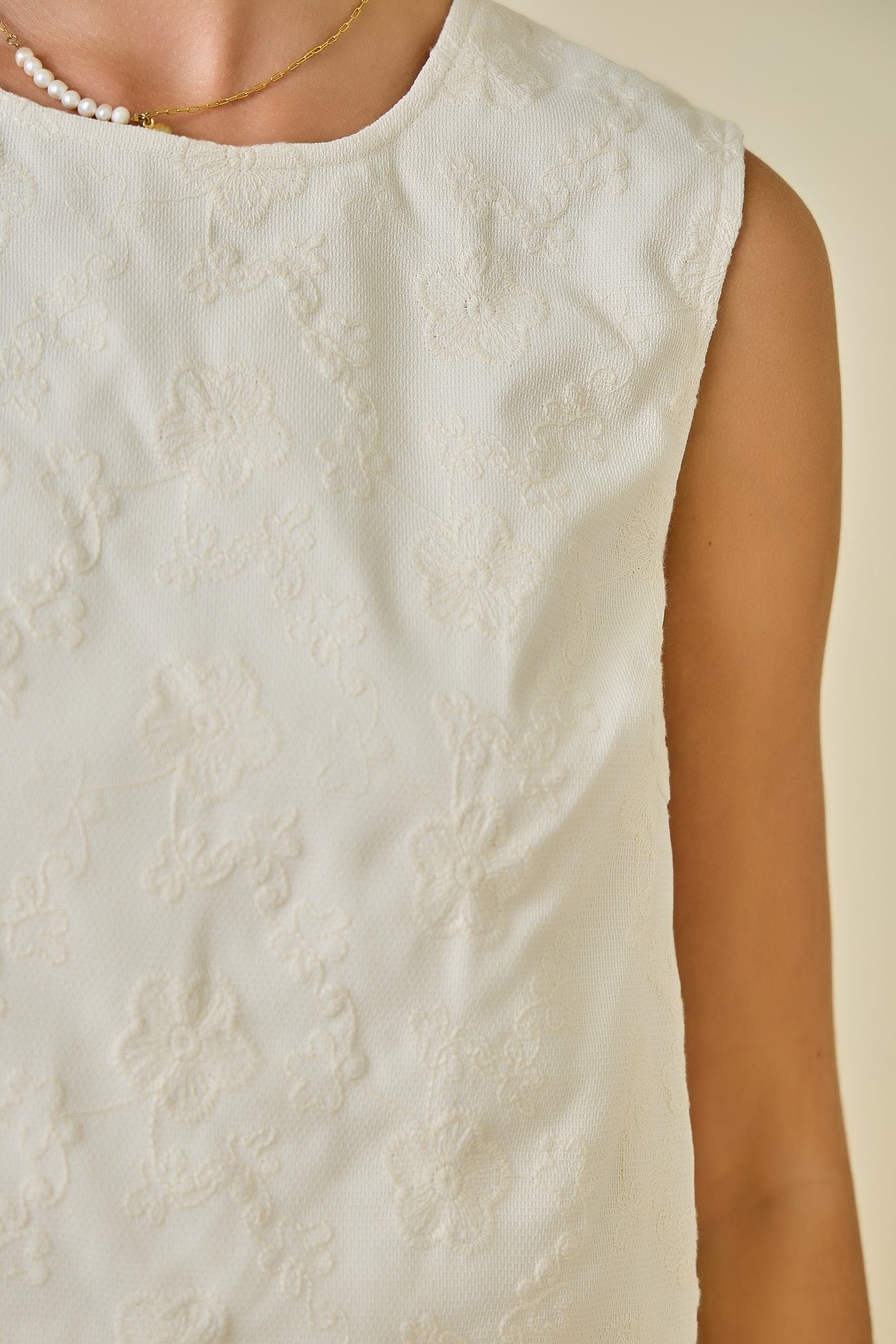 Garden Party Embroidered Top- Ecru