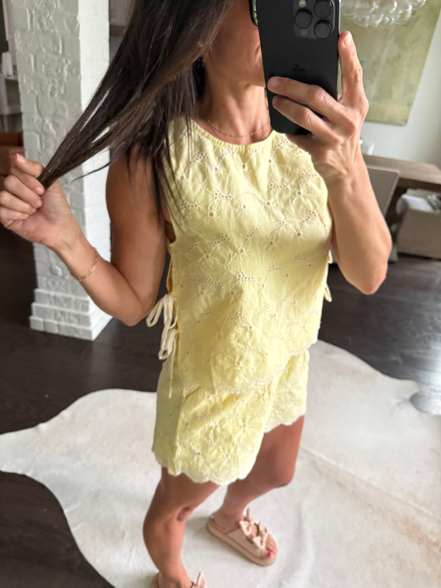 Kenny Eyelet Shorts- Lemon