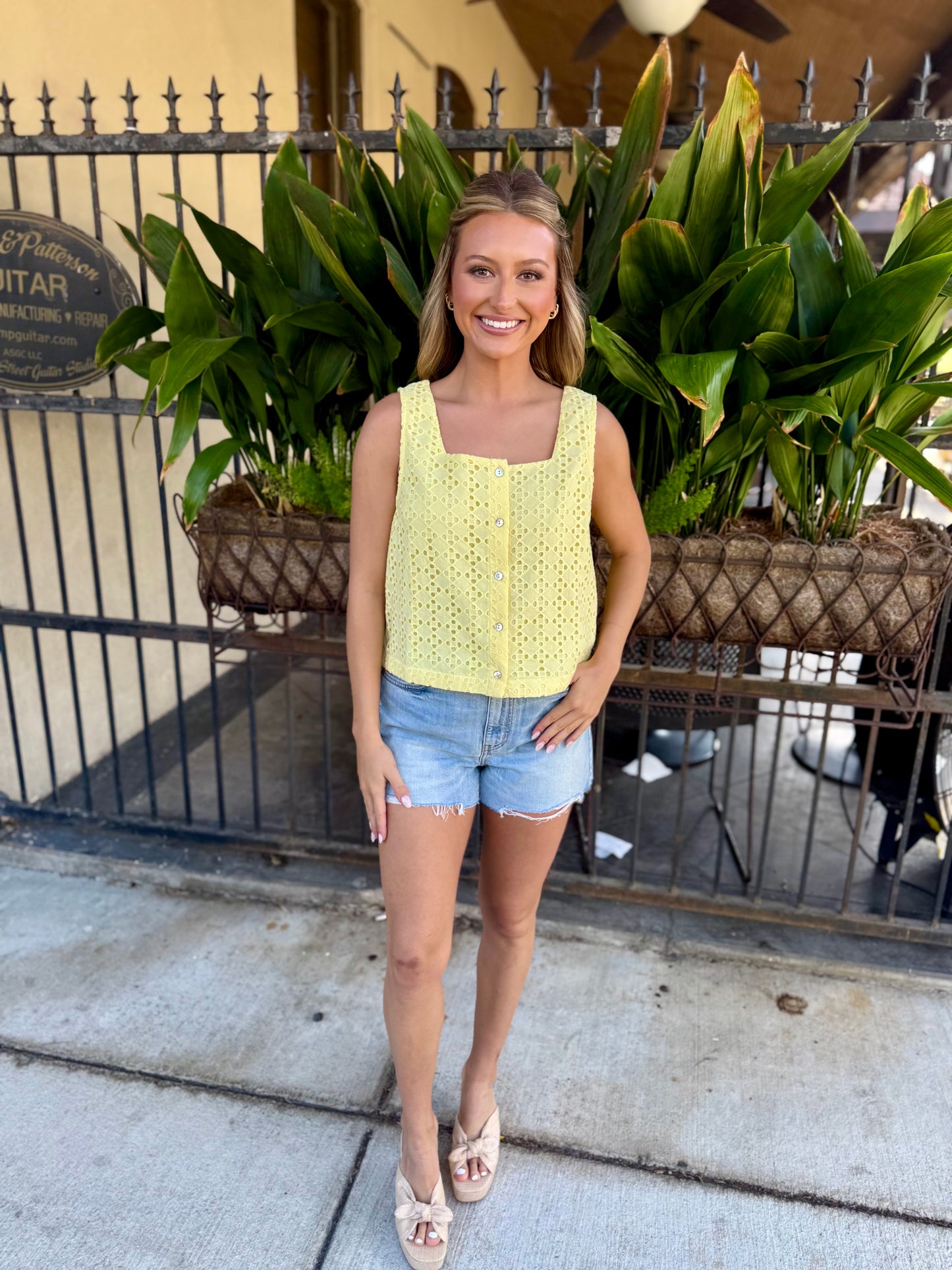 Ellie Eyelet Tank- Lemon
