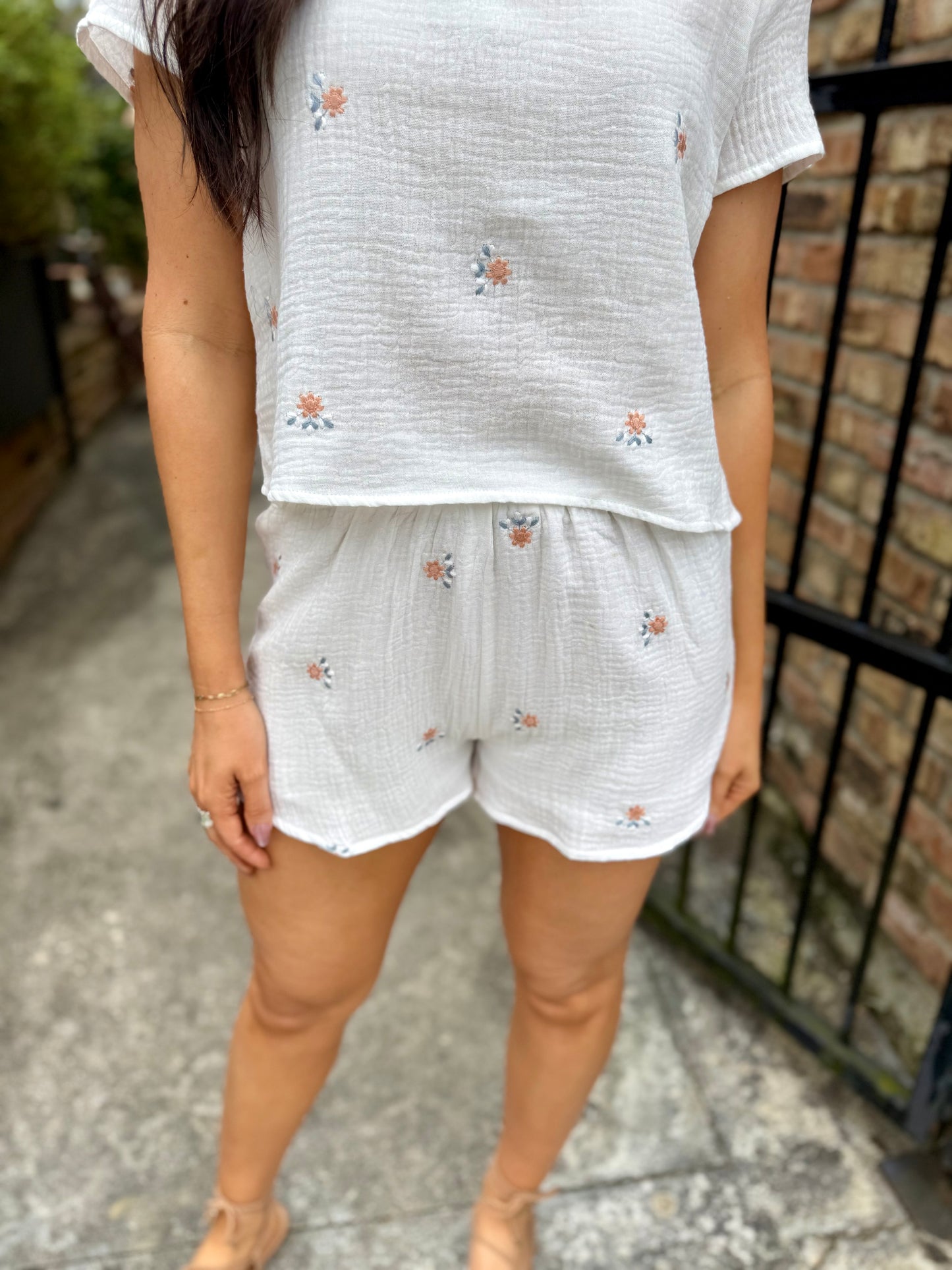 Dreams of Flora Linen 2PC Set