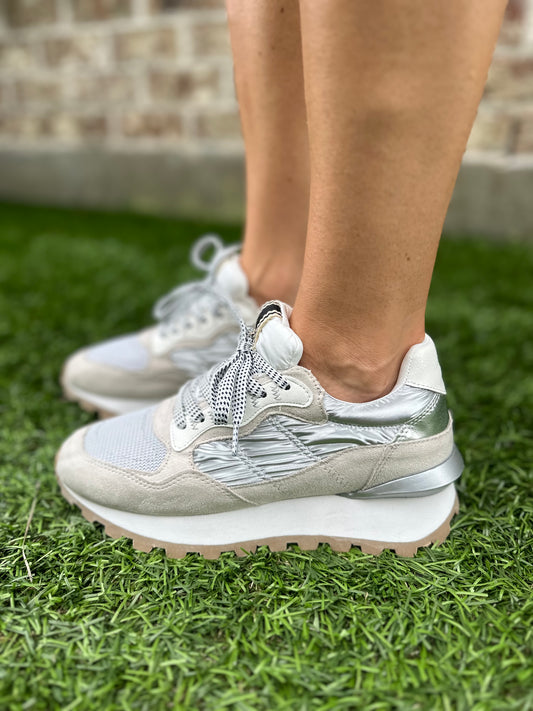 Phoebe Sneakers- Silver