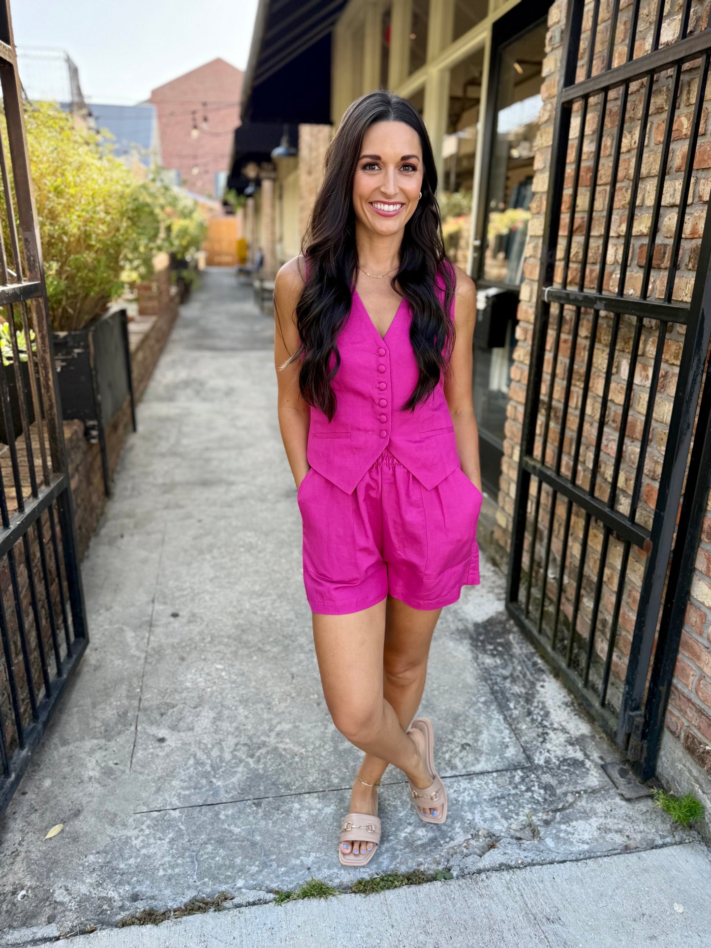Roy Linen Halter Vest- Fuchsia