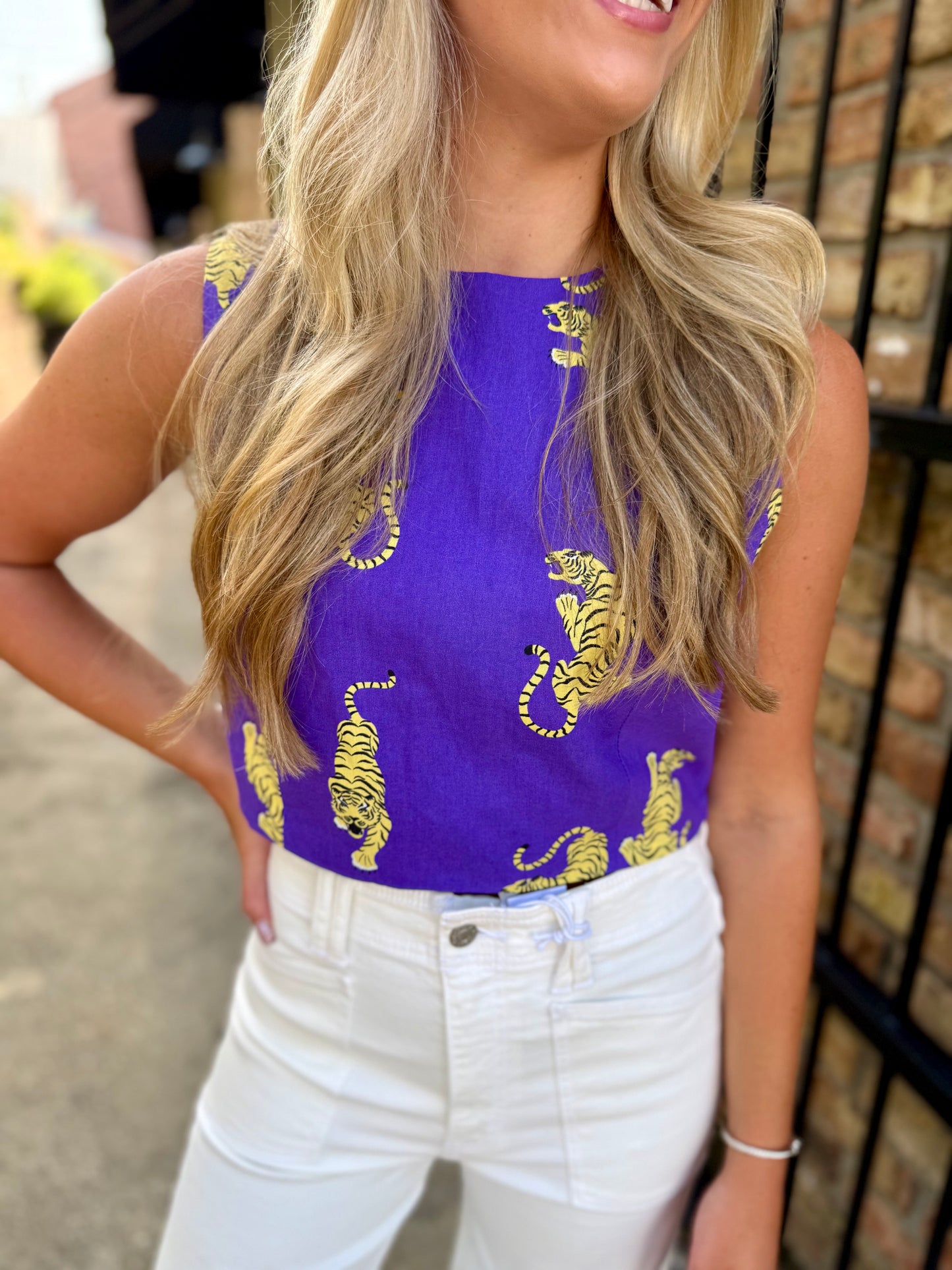 Tiger Back Zipper Cropped Tank