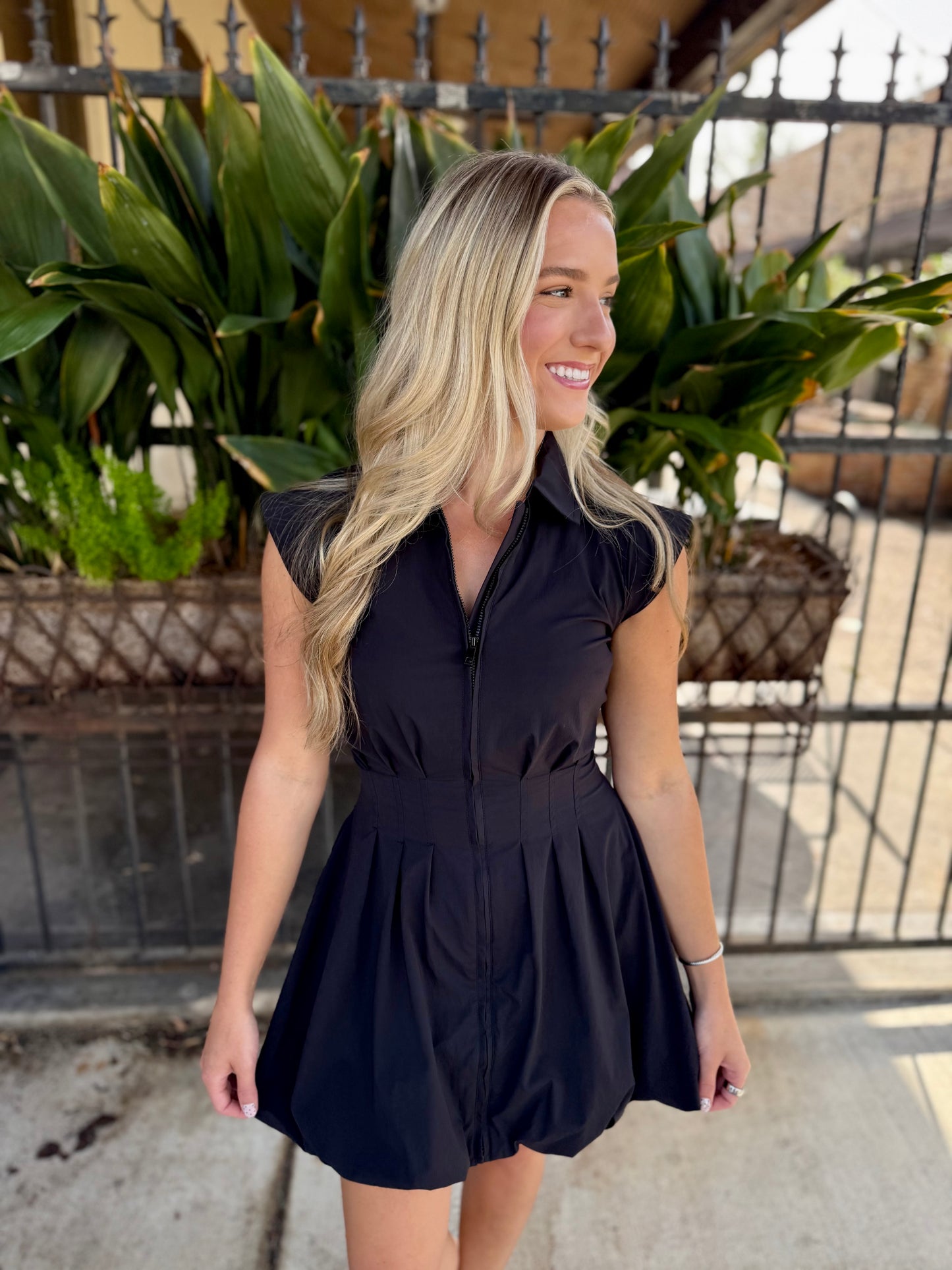 Dyanne Dress- Black