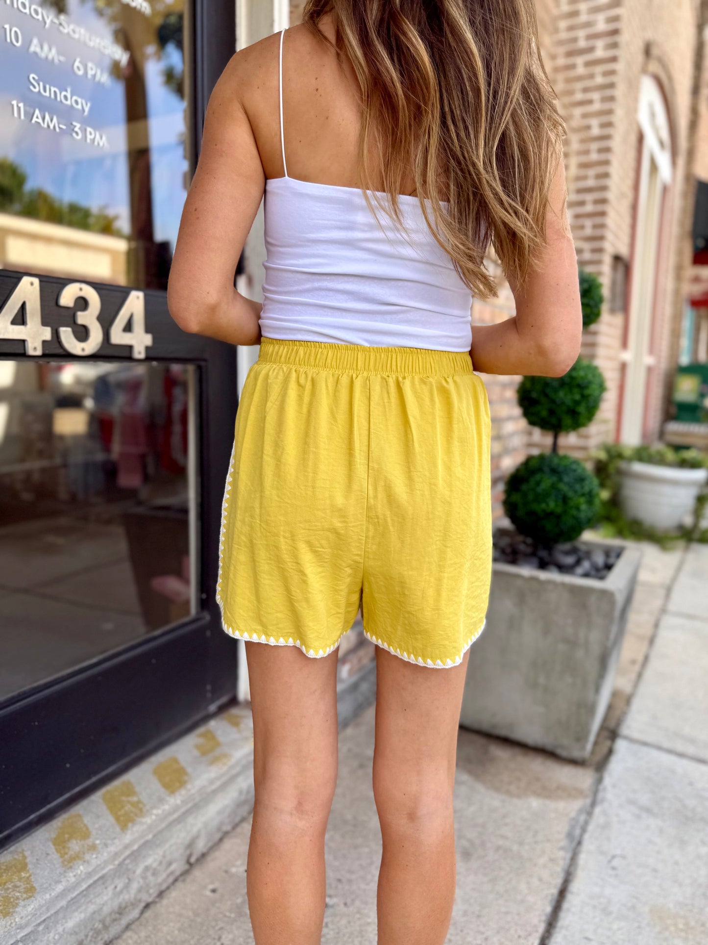 Veranda View Shorts