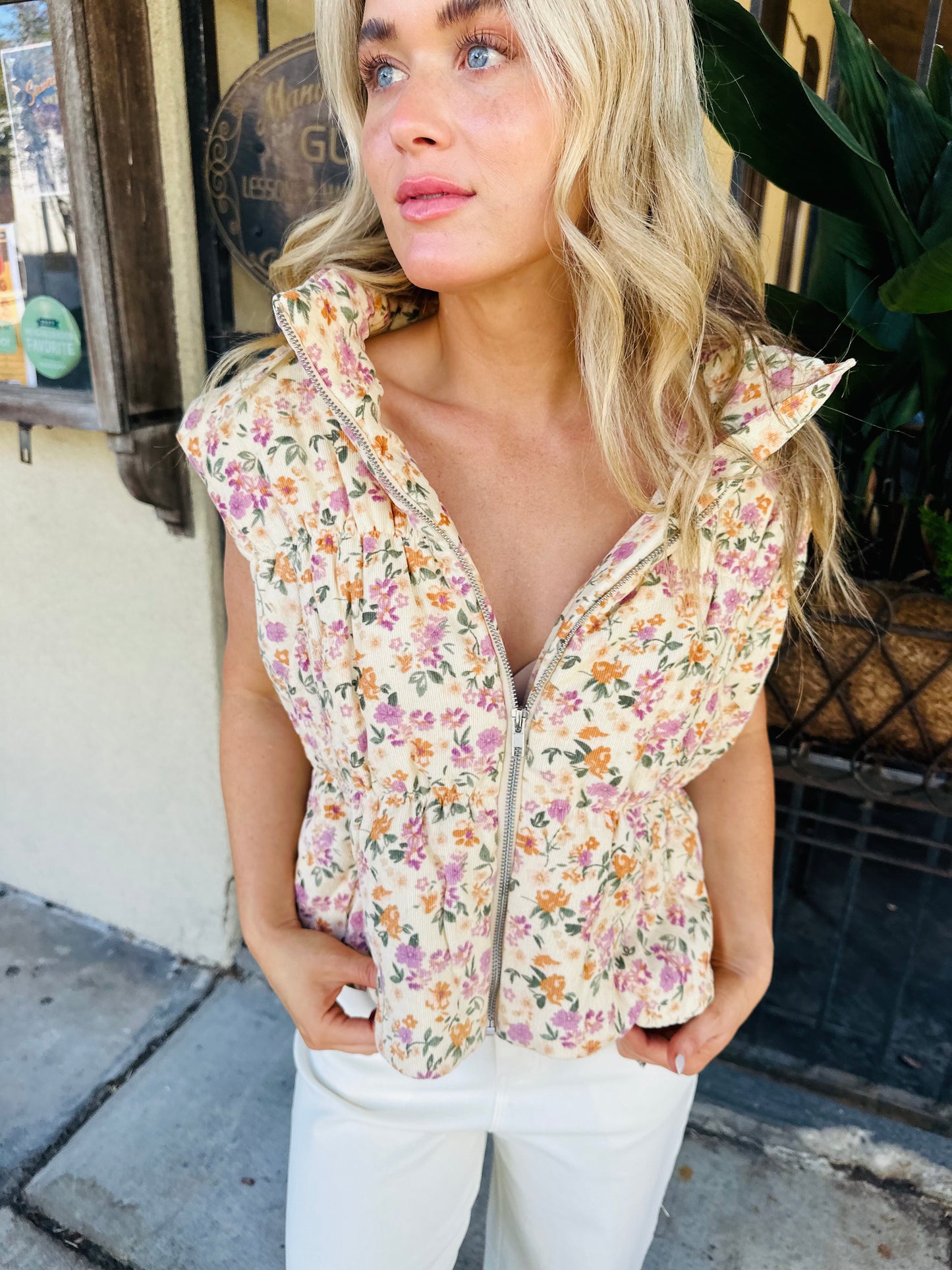 Plantlover Puffer Vest- Cream Floral