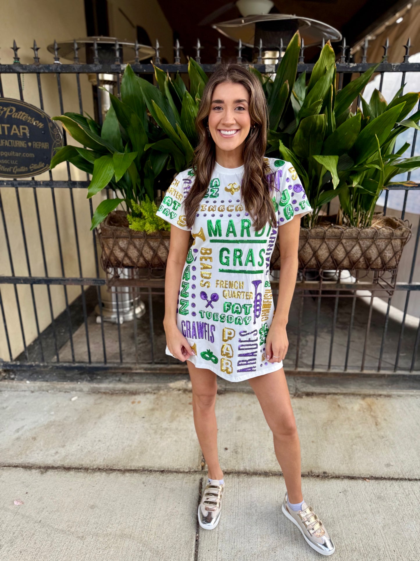 QOS bead Tree Frill Edge Tee