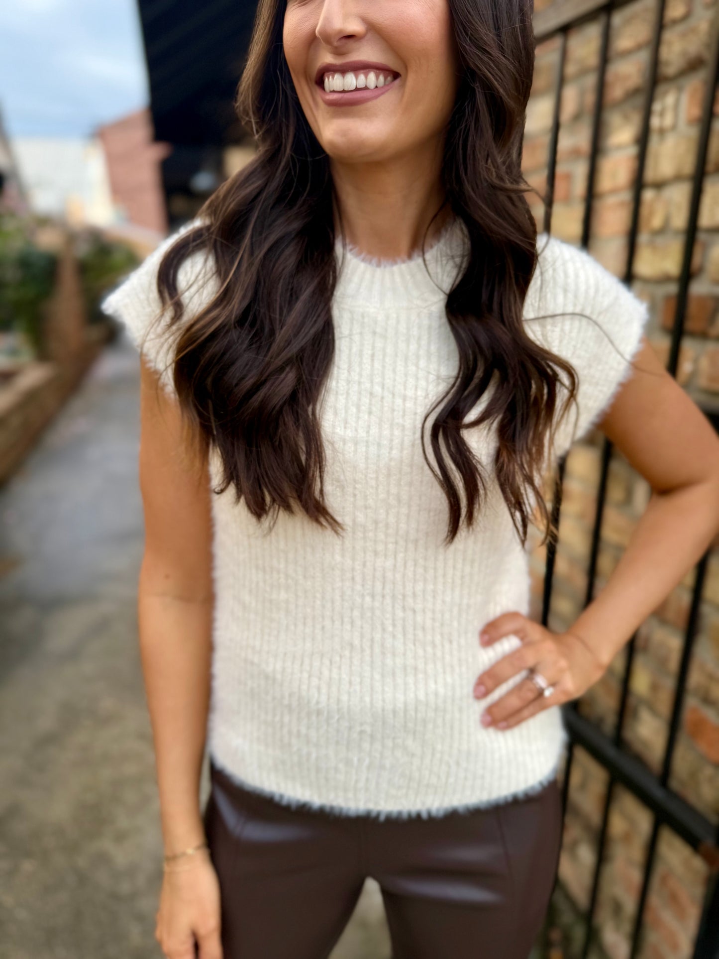 Bianca Feather Yarn Sweater Tank- Ivory