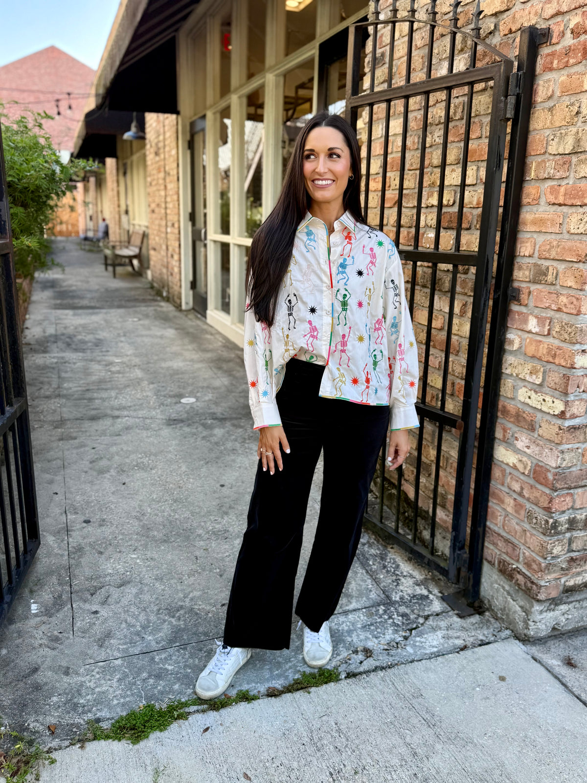 Queen Skeleton Button Up Top