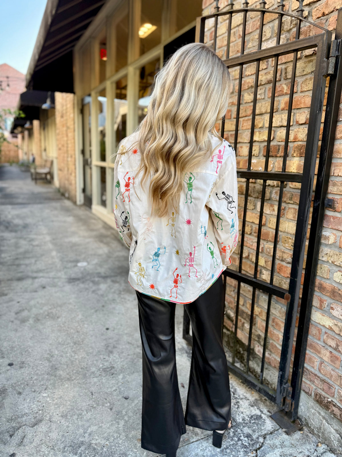 Queen Skeleton Button Up Top