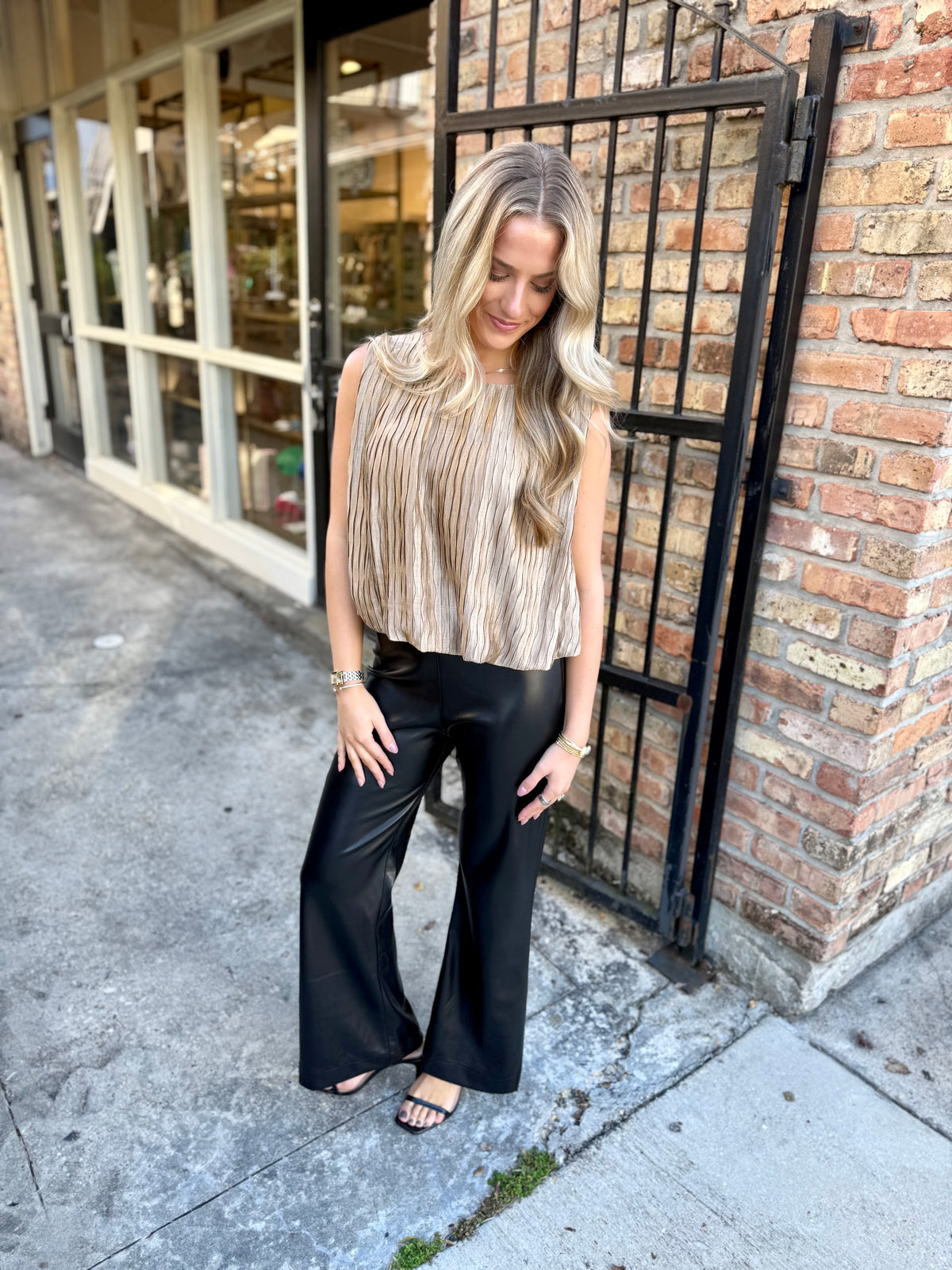 City Daze Top- Taupe