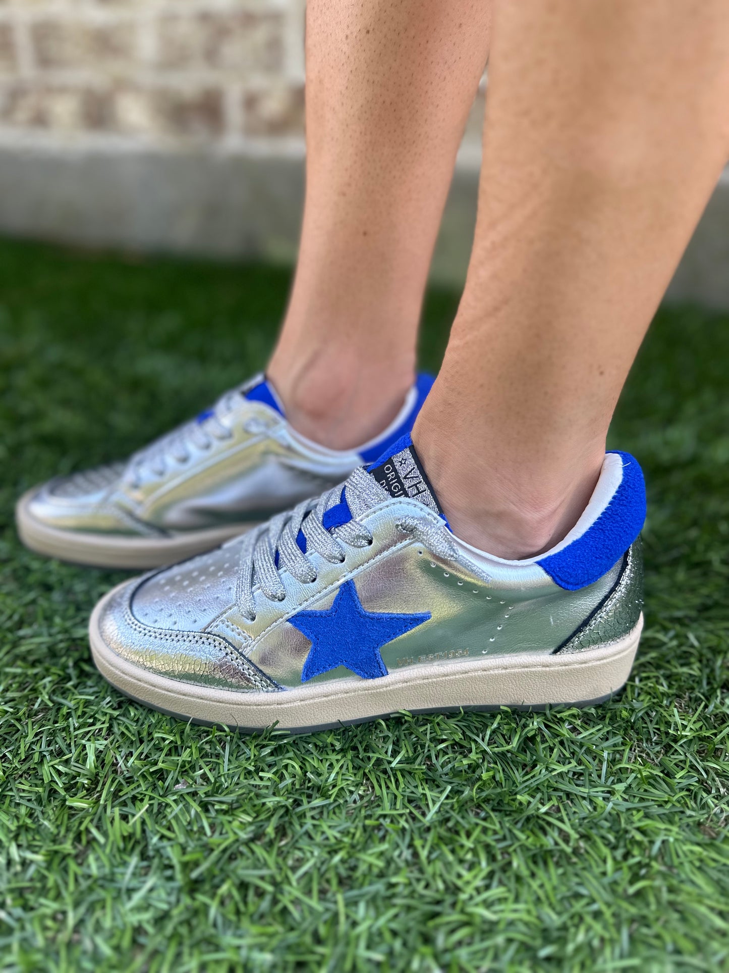 Vintage Havana Denisse 43 Sneakers- Metallic Silver/Blue