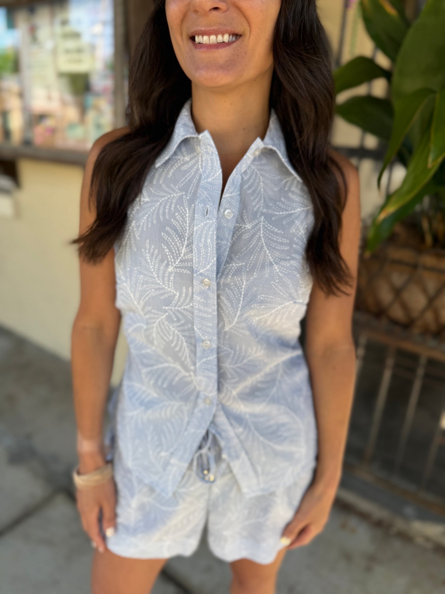 Ruston Collared Sleeveless Top- Blue & White