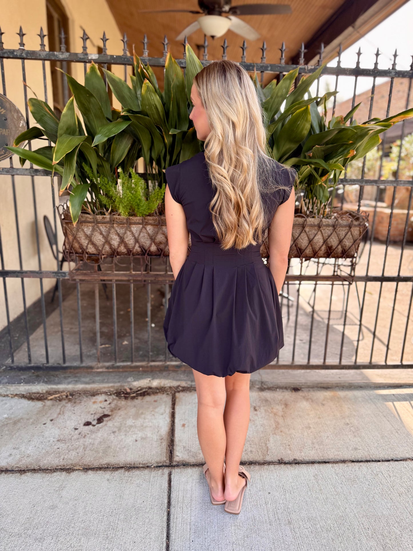 Dyanne Dress- Black