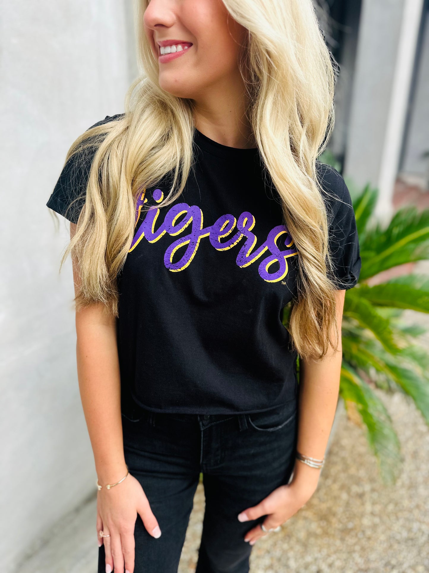 Tigers Vintage Crop Tee- Black