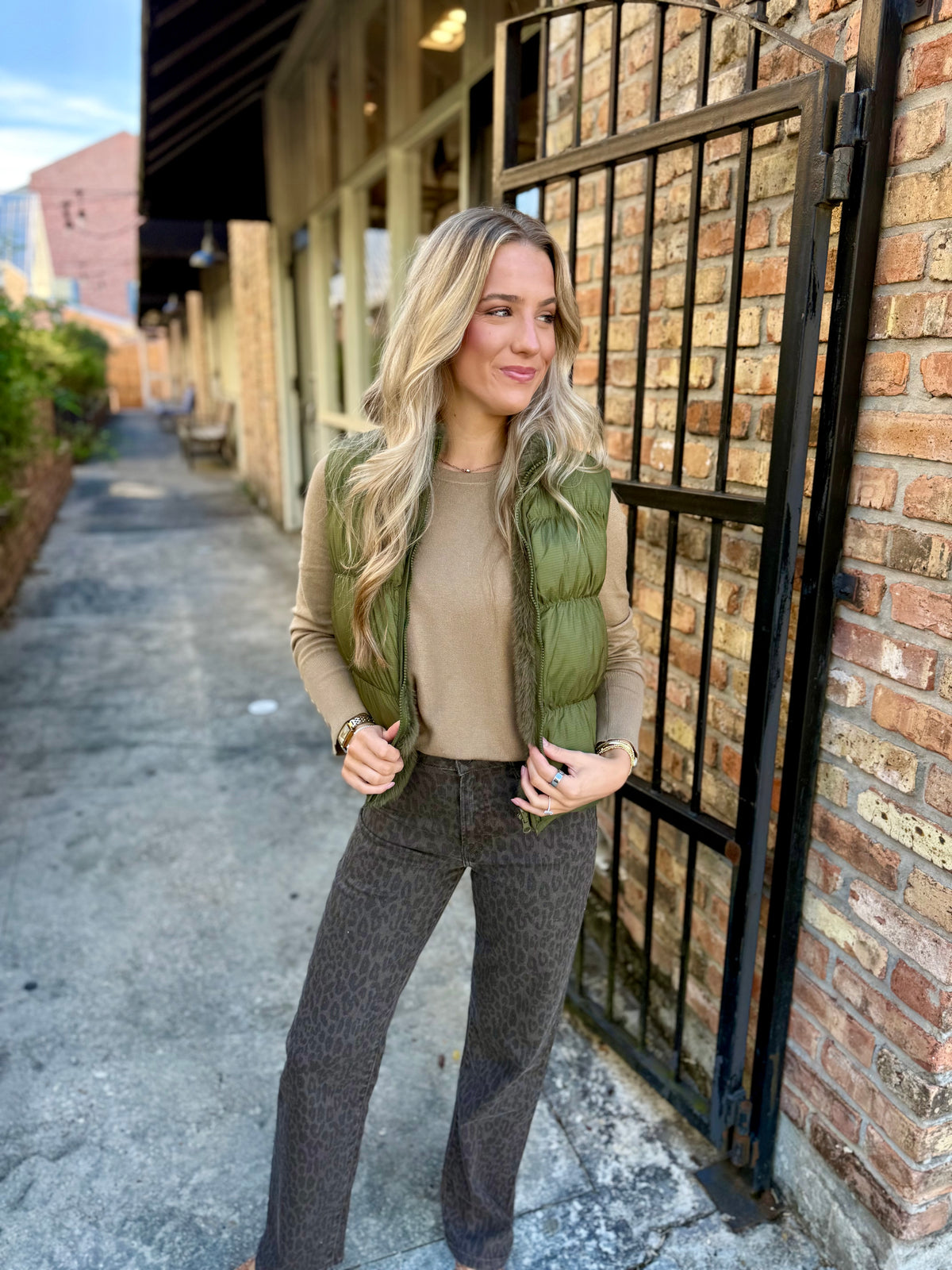 Brady Vest- Olive