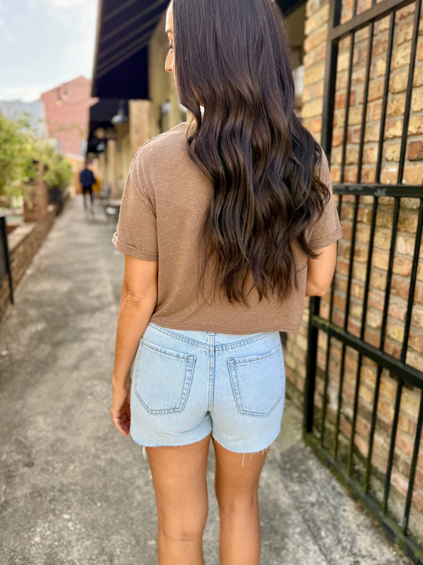 Sand Toys Cropped Tee- Mocha