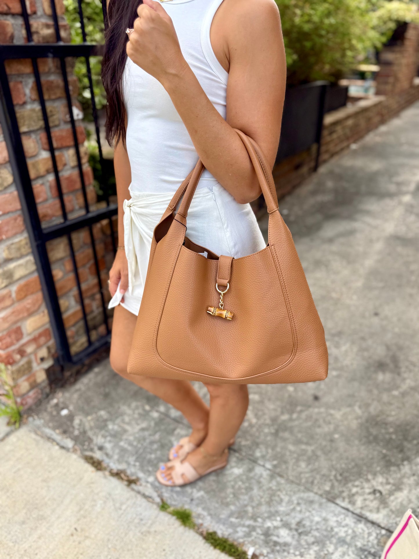 Milan Hobo Tote- Camel