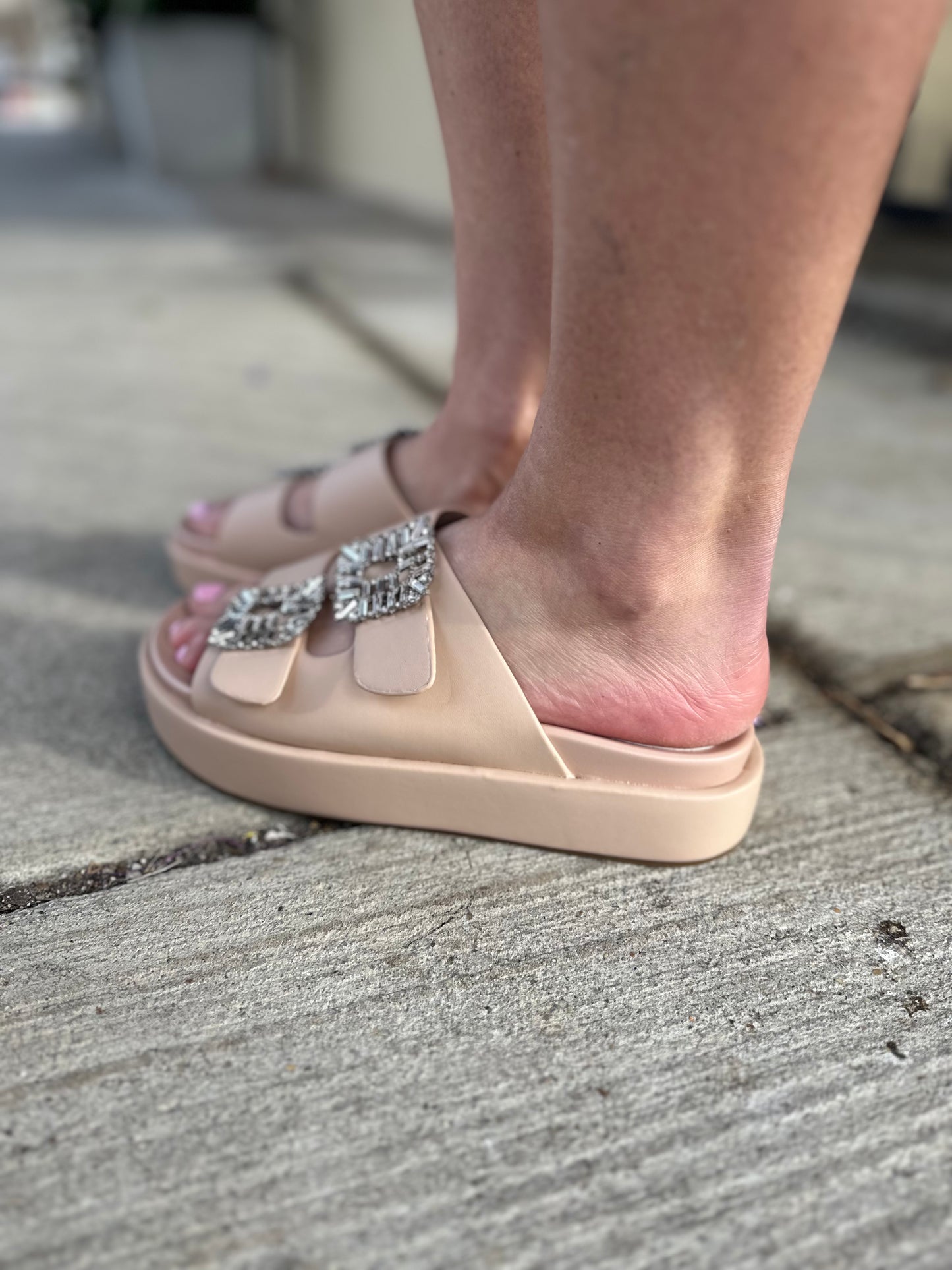 Lola Flatform Sandals- Nude