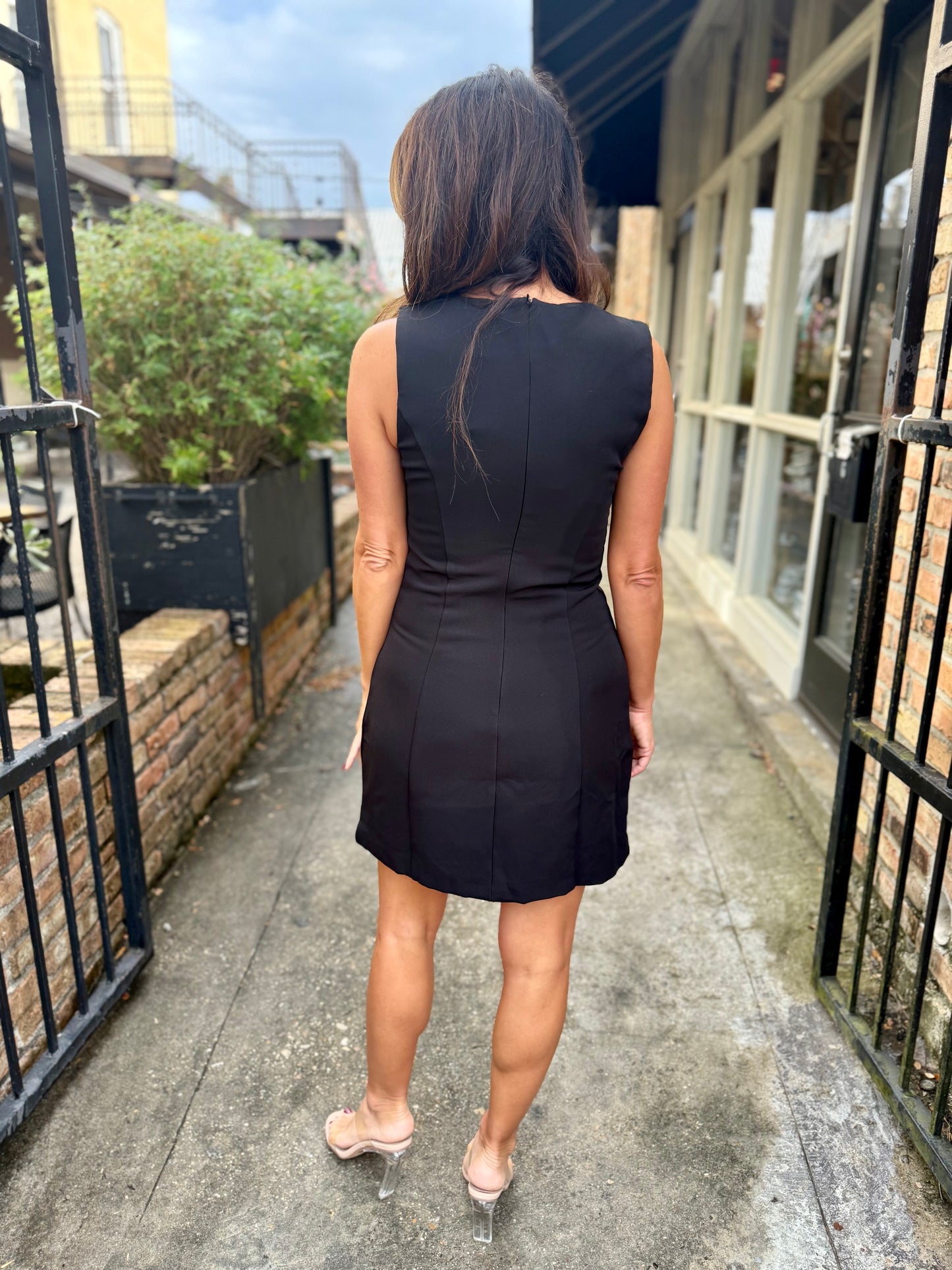 Swift Tailored Shift Dress- Black