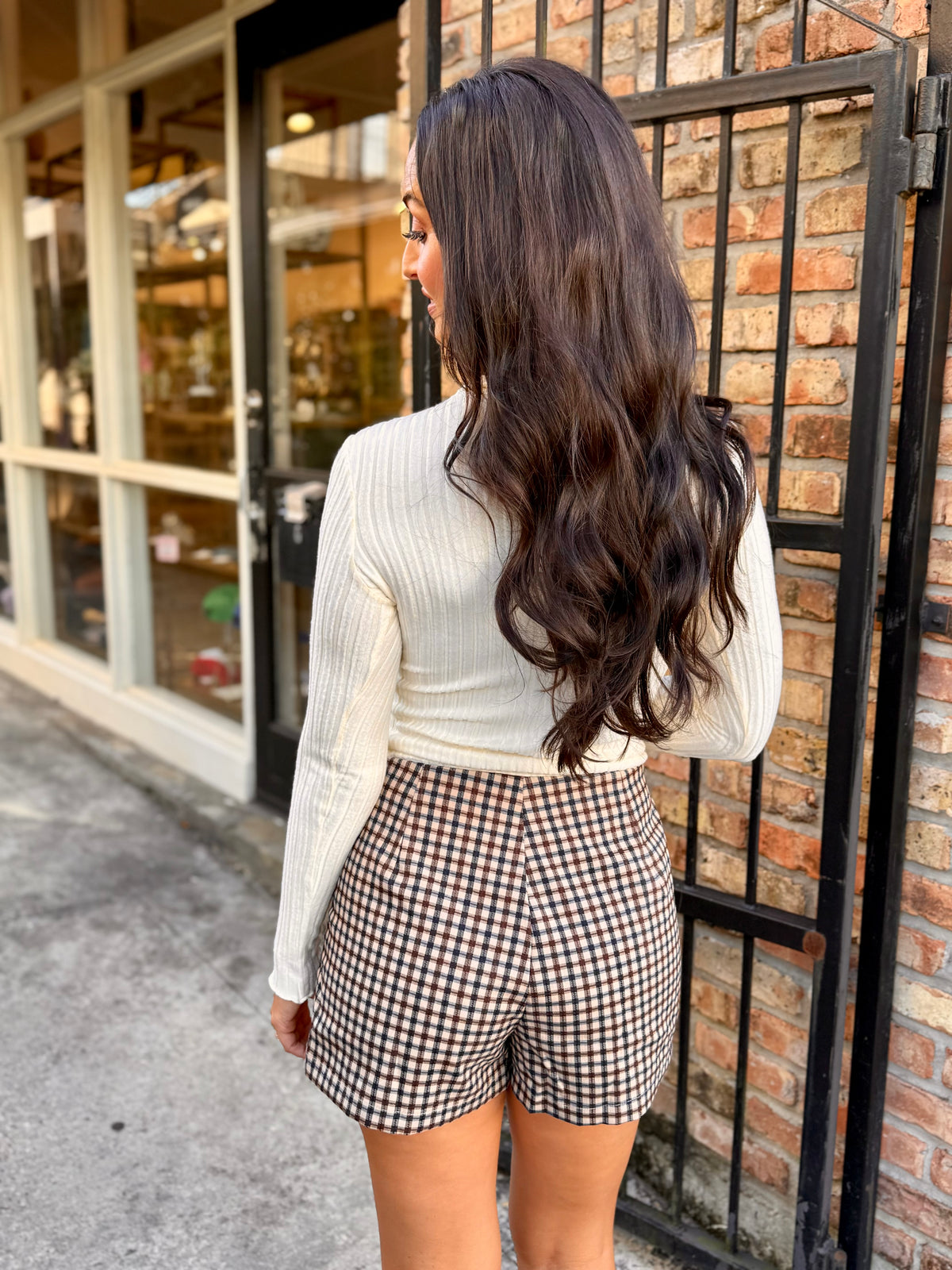 Gingham Front Pocket Shorts- Brown