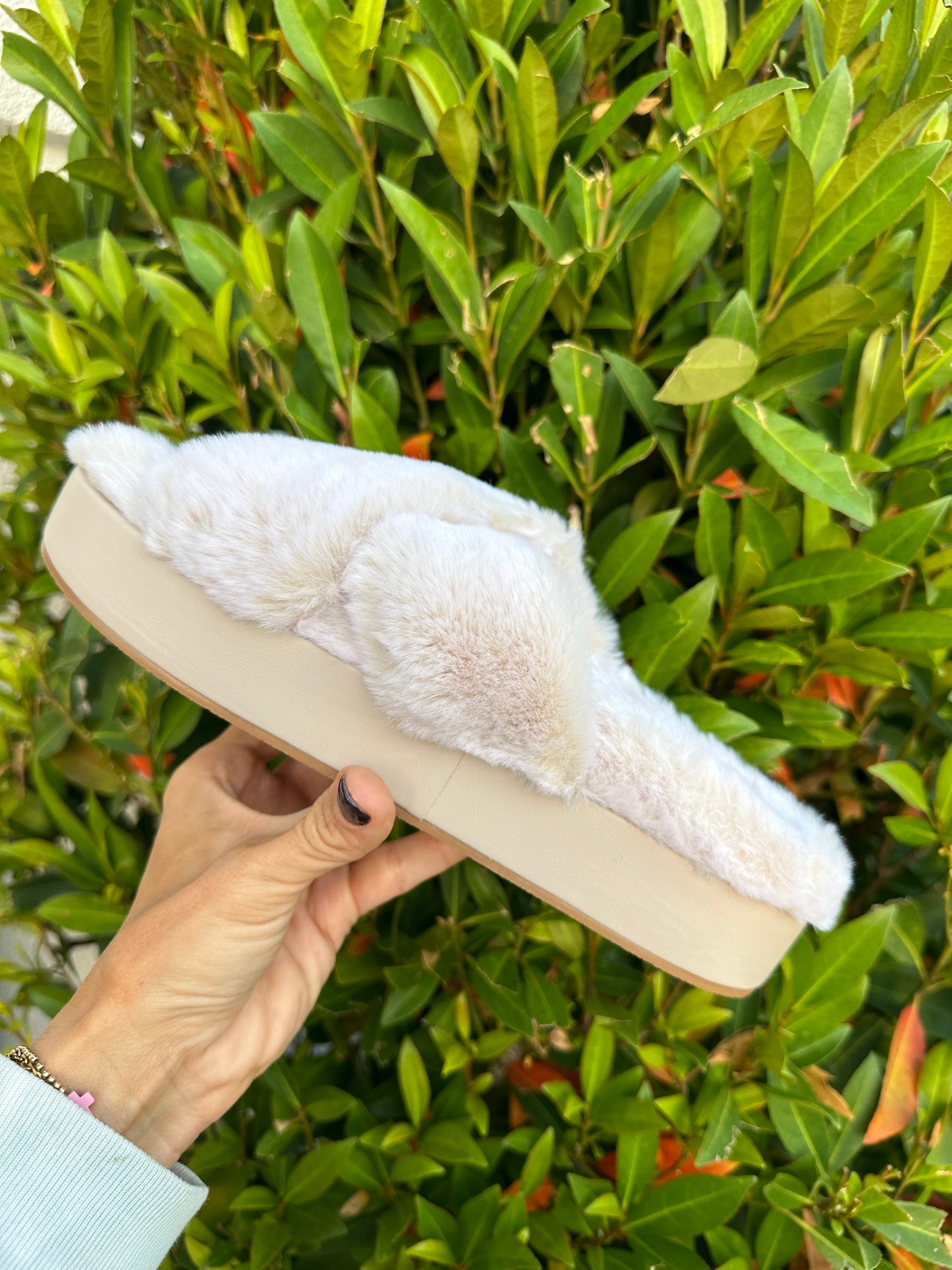 Juliet Slippers- Off White